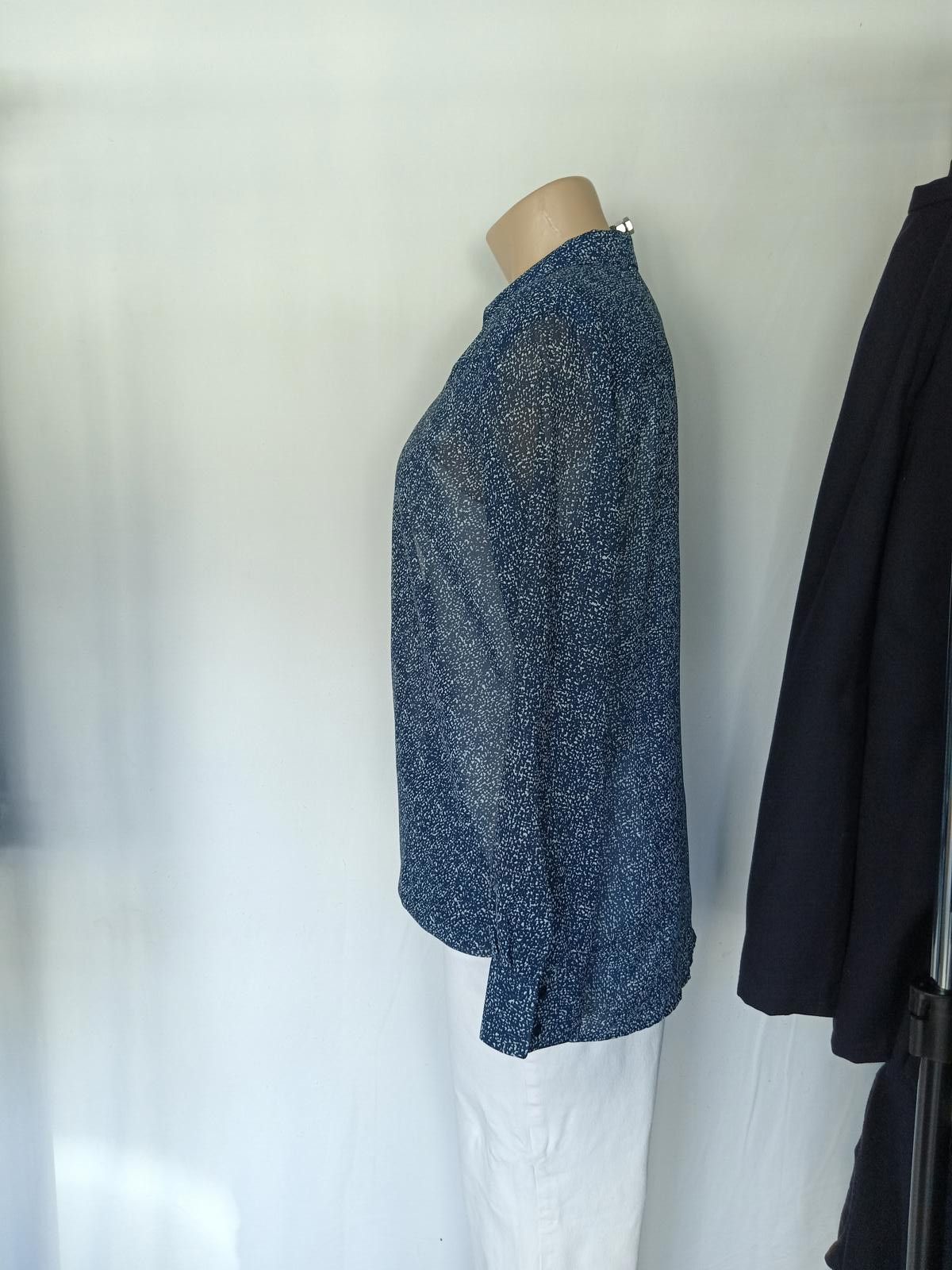 Designer Stylish Women's Blouse by Valet de Claire Size M / US 6-8 / IT 42-44 - 2 Thumbnail