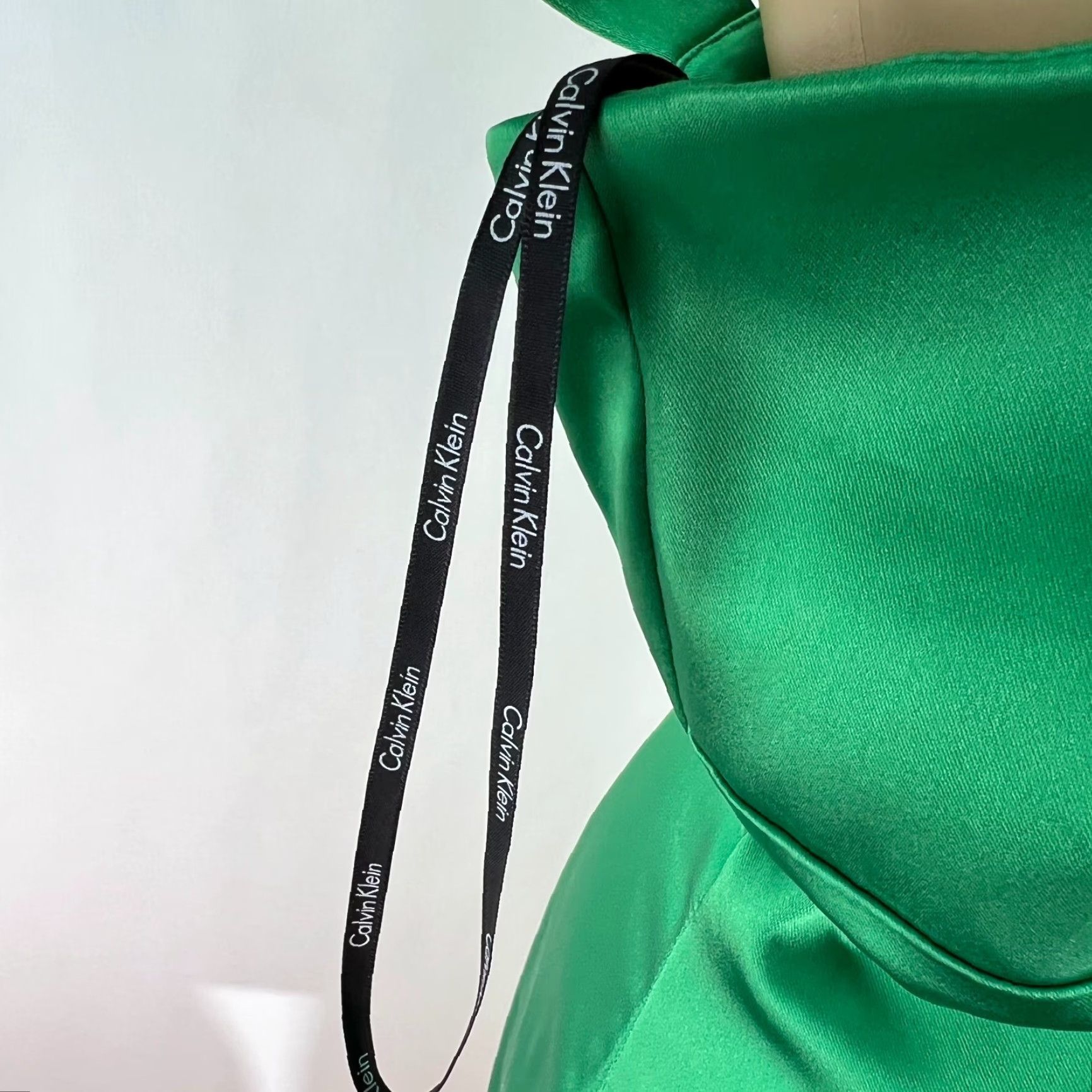 Calvin Klein Calvin Klein Dress Women Sheath Green 8P Petite Sleeveless Square Neck Pleated Bodice Knee Length Party/Cocktail Womens Size M / US 6-8 / IT 42-44 - 4 Thumbnail