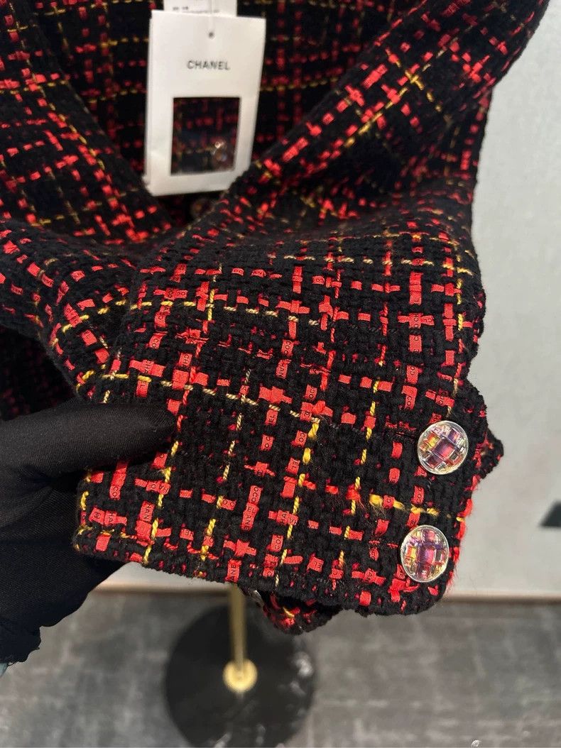 Chanel Chanel 22k red and black plaid tweed jacket Size XXS / US 00 / IT 34 - 3 Thumbnail