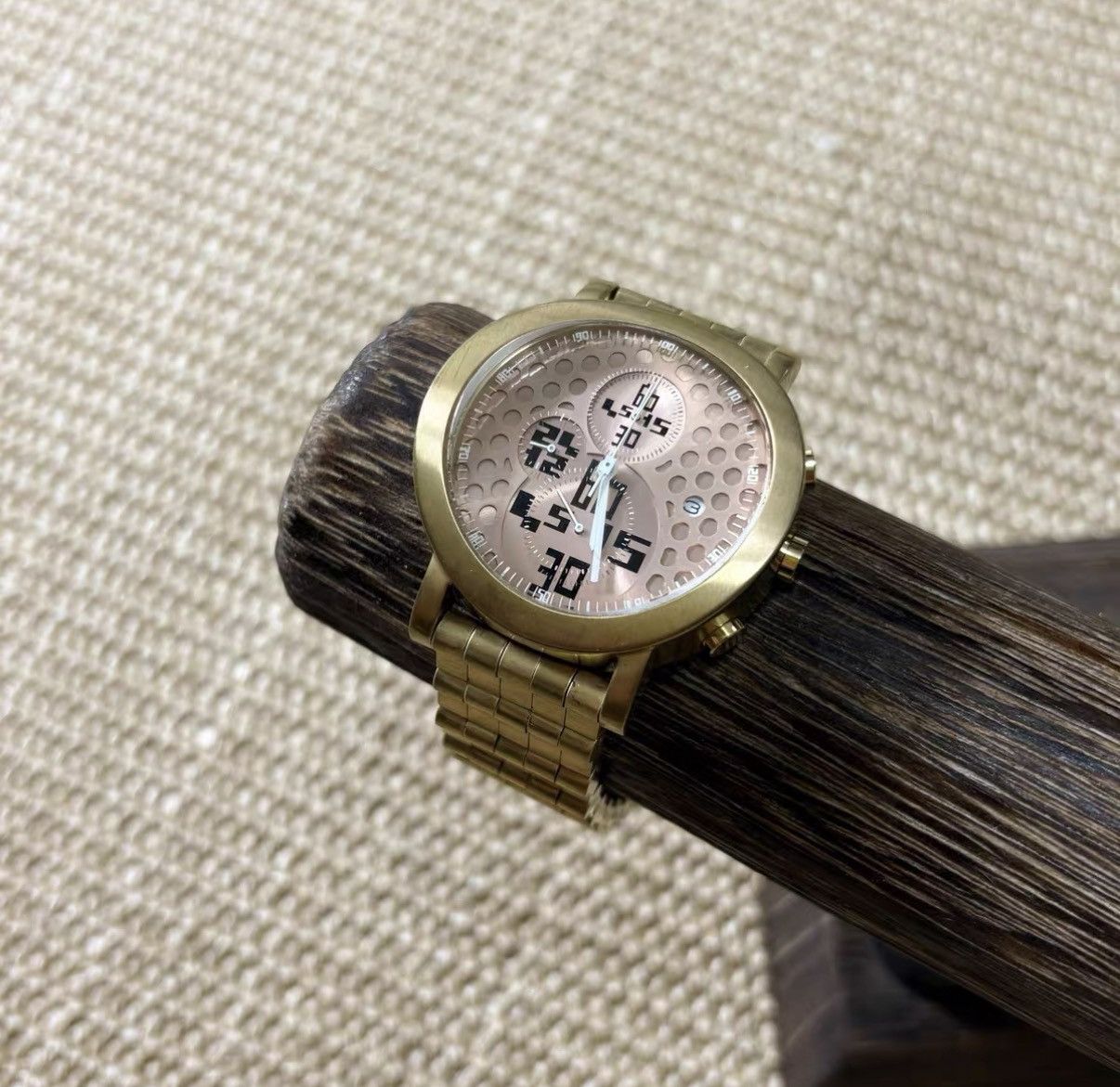 Jean Paul Gaultier Jean Paul Gaultier Engraved Arabic Gold Watch J29 Size ONE SIZE - 1 Thumbnail