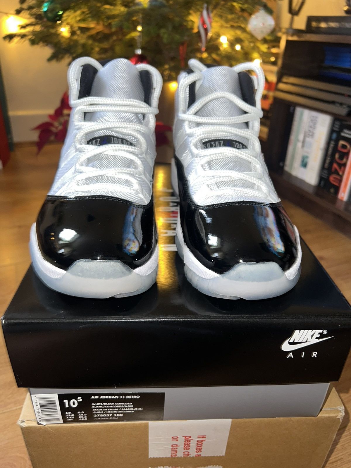 Jordan Brand Air Jordan 11 Concord 2018 Men’s UK Size 9.5 Size US 10.5 / EU 43-44 - 2 Thumbnail