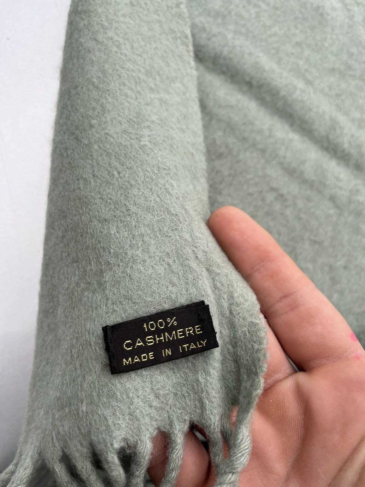 Loro Piana Loro Piana Vintage Cashmere Scarf Made in Italy Size ONE SIZE - 4 Thumbnail