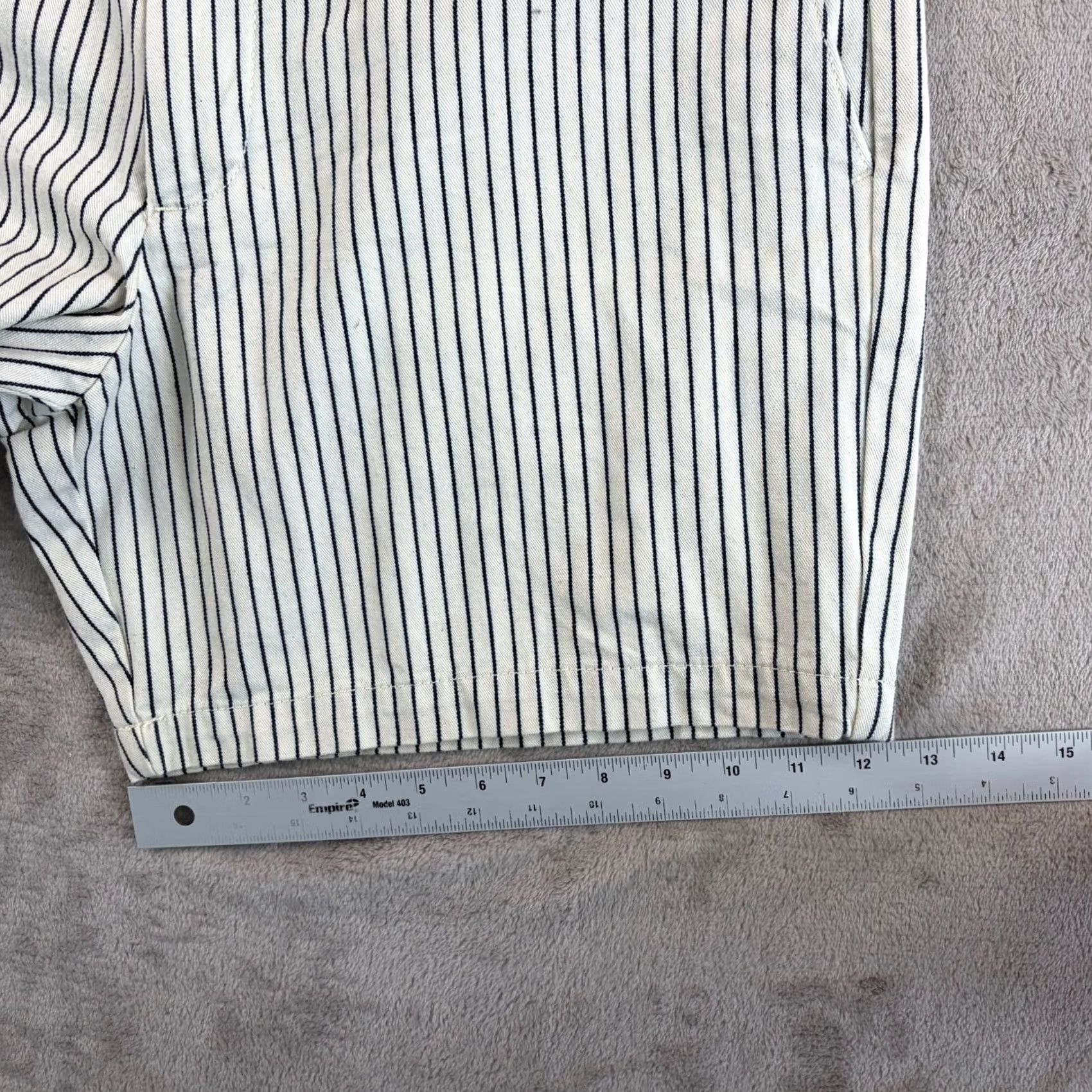 Banana Republic NWT Banana Republic 7" Lived-In Chino Shorts with Single Welt Back Pockets. Size US 36 / EU 52 - 7 Thumbnail