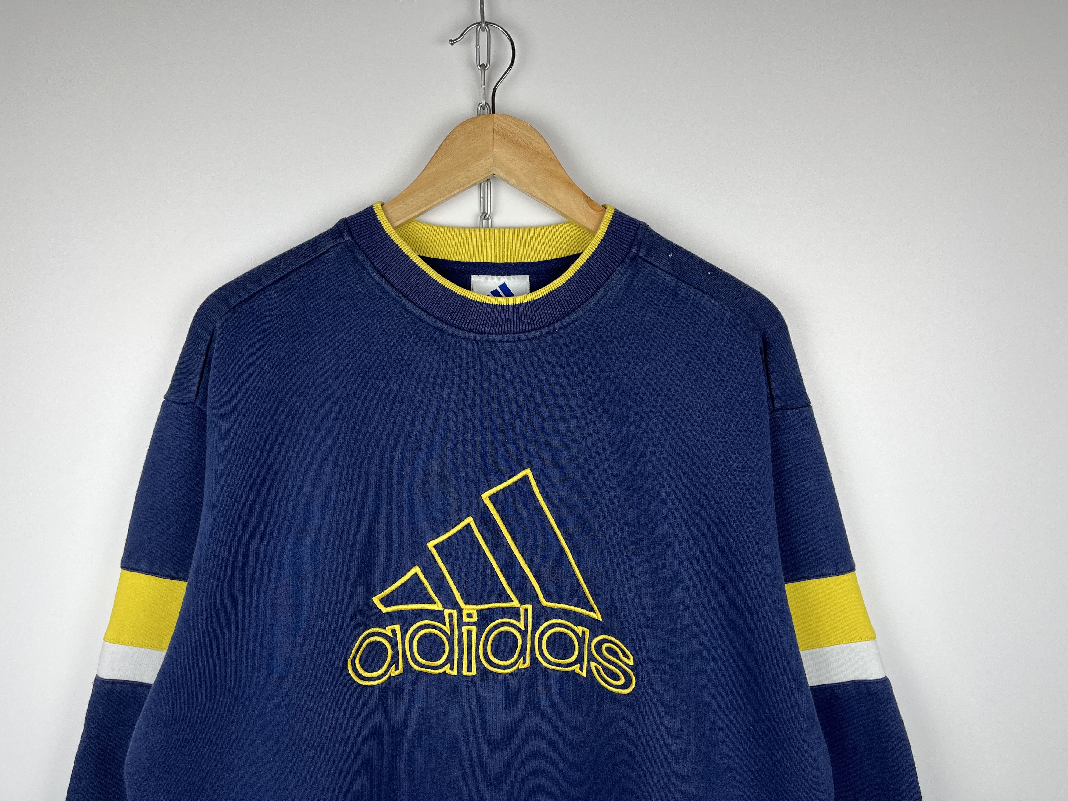Adidas × Vintage 90's Adidas Big Embroidered Logo Vintage Sweatshirt Size US M / EU 48-50 / 2 - 3 Thumbnail