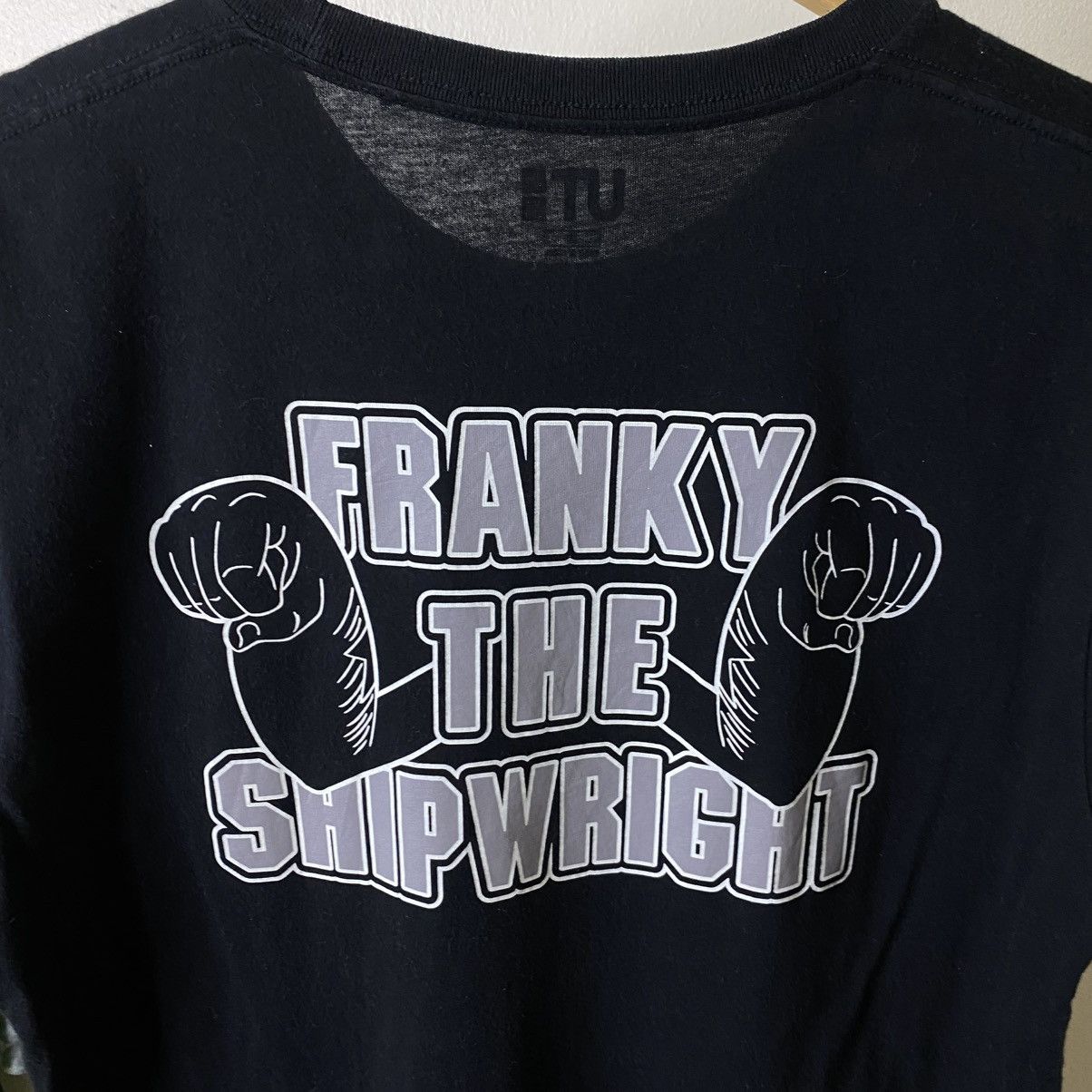 One Piece Uniqlo UT Anime Manga Series One Piece Franky The Shipwright Size US M / EU 48-50 / 2 - 2 Thumbnail