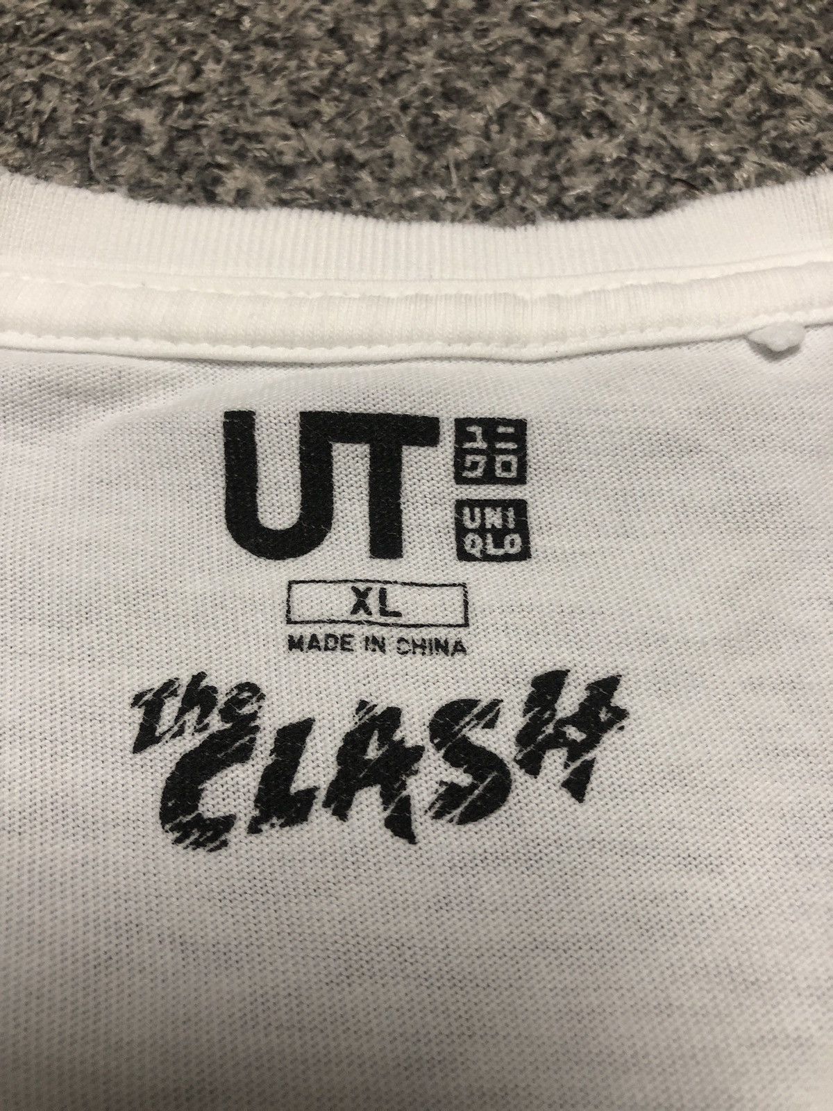 Band Tees UT Uniqlo X Band The Clash London Calling Tshirt Size US L / EU 52-54 / 3 - 13 Thumbnail