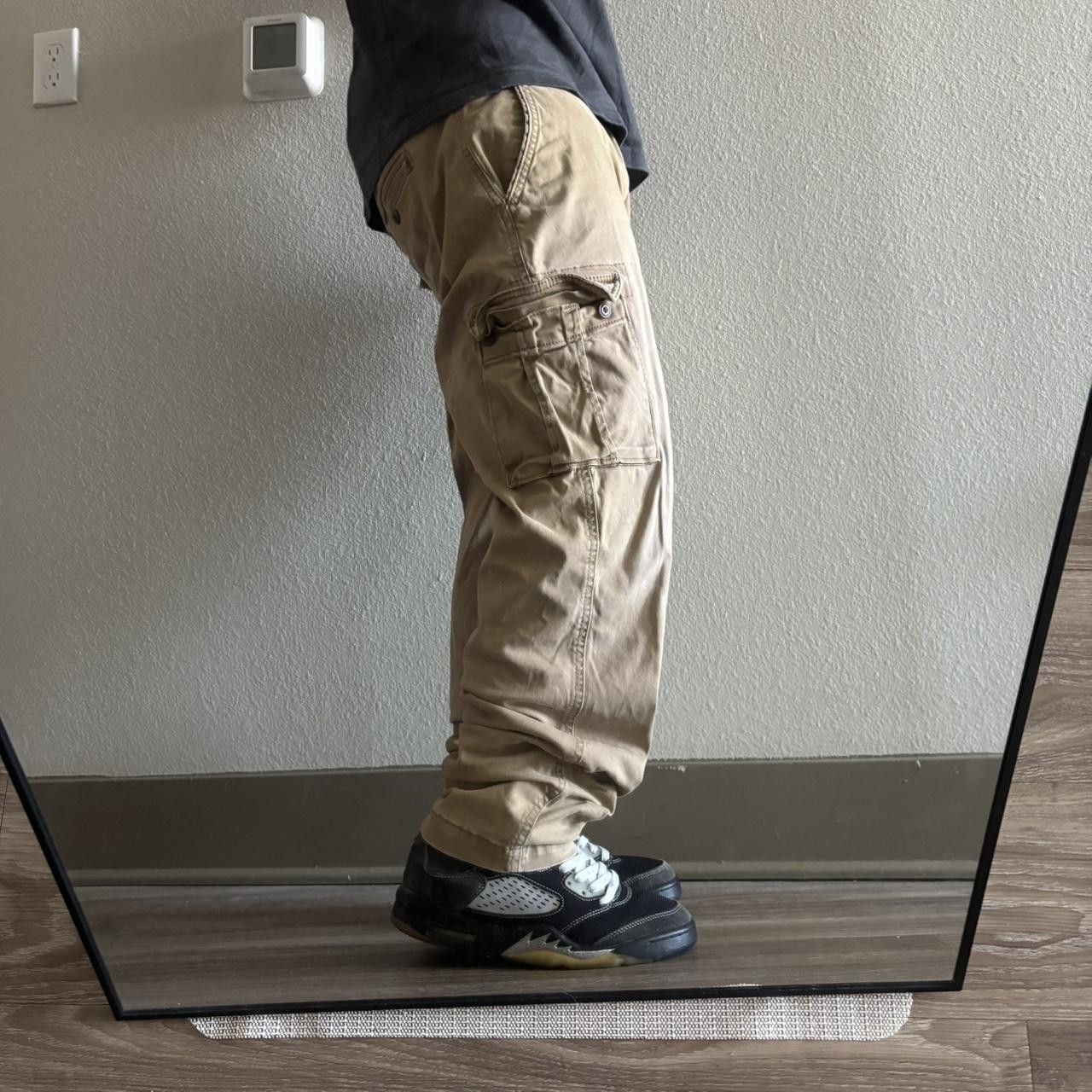 Vintage Crazy Vintage Y2K/2000s Khaki Tan Skater Essential Cargo Pants! 34x30 Size US 34 / EU 50 - 2 Thumbnail