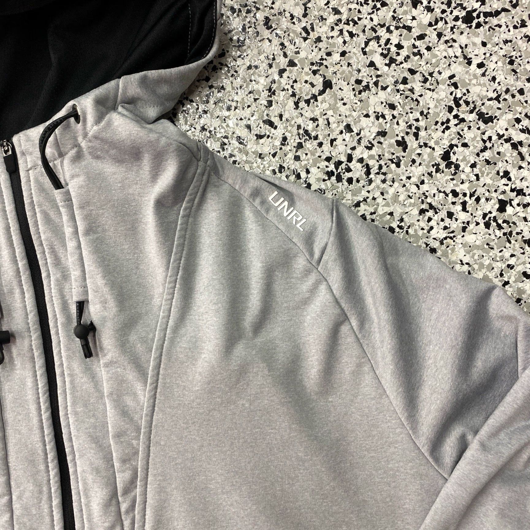Vintage UNRL Hoodie Quarter Zip Mens XXL Pullover Activewear Tech Grey Size US XXL / EU 58 / 5 - 2 Thumbnail
