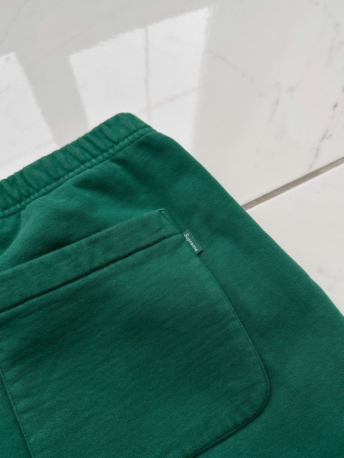 Supreme Supreme Green Sweatpants Size US 34 / EU 50 - 13 Thumbnail