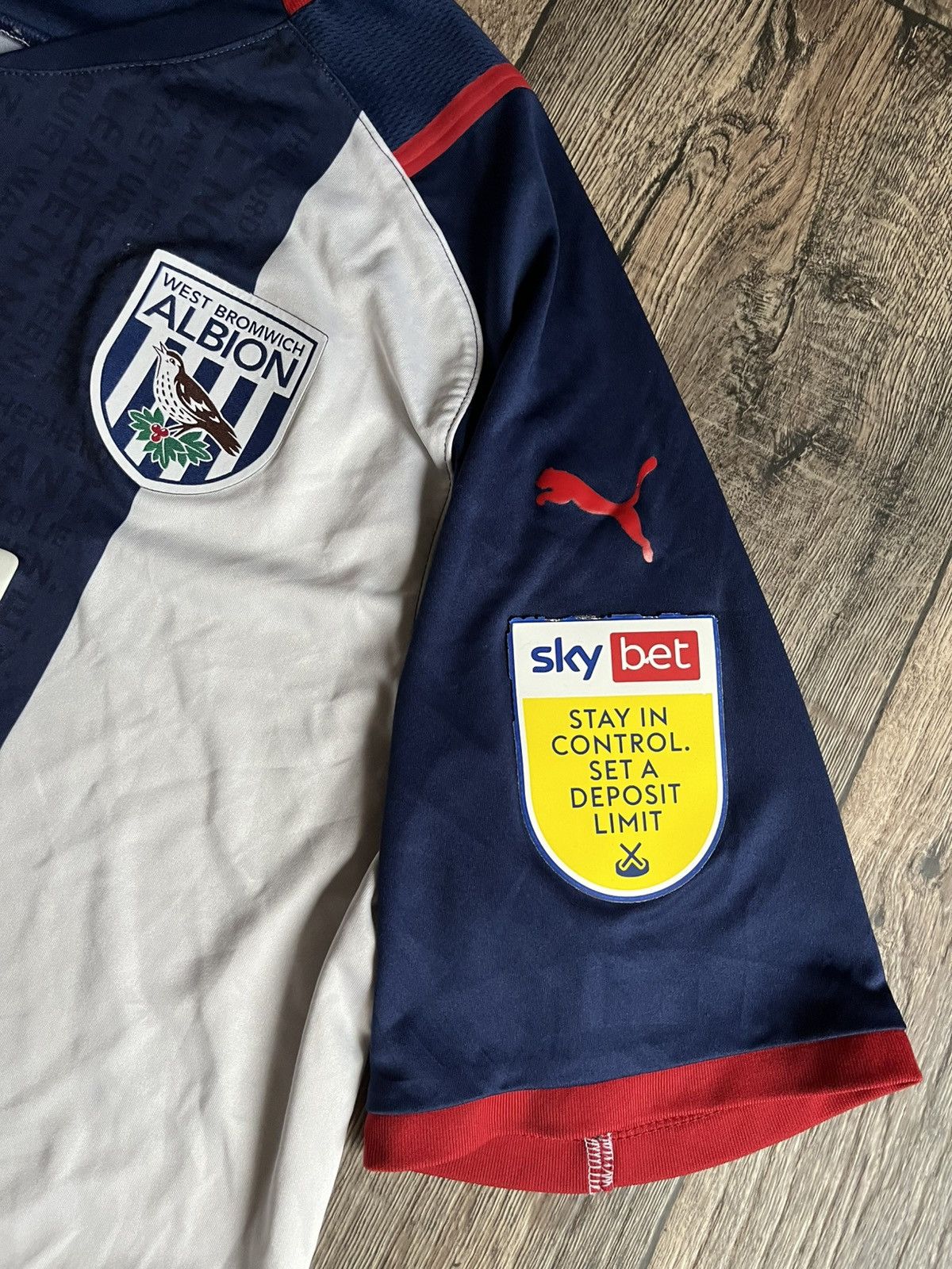 Puma × Vintage Puma West Bromwich Albion Home 2021 2022 Football Jersey Size US XL / EU 56 / 4 - 4 Thumbnail