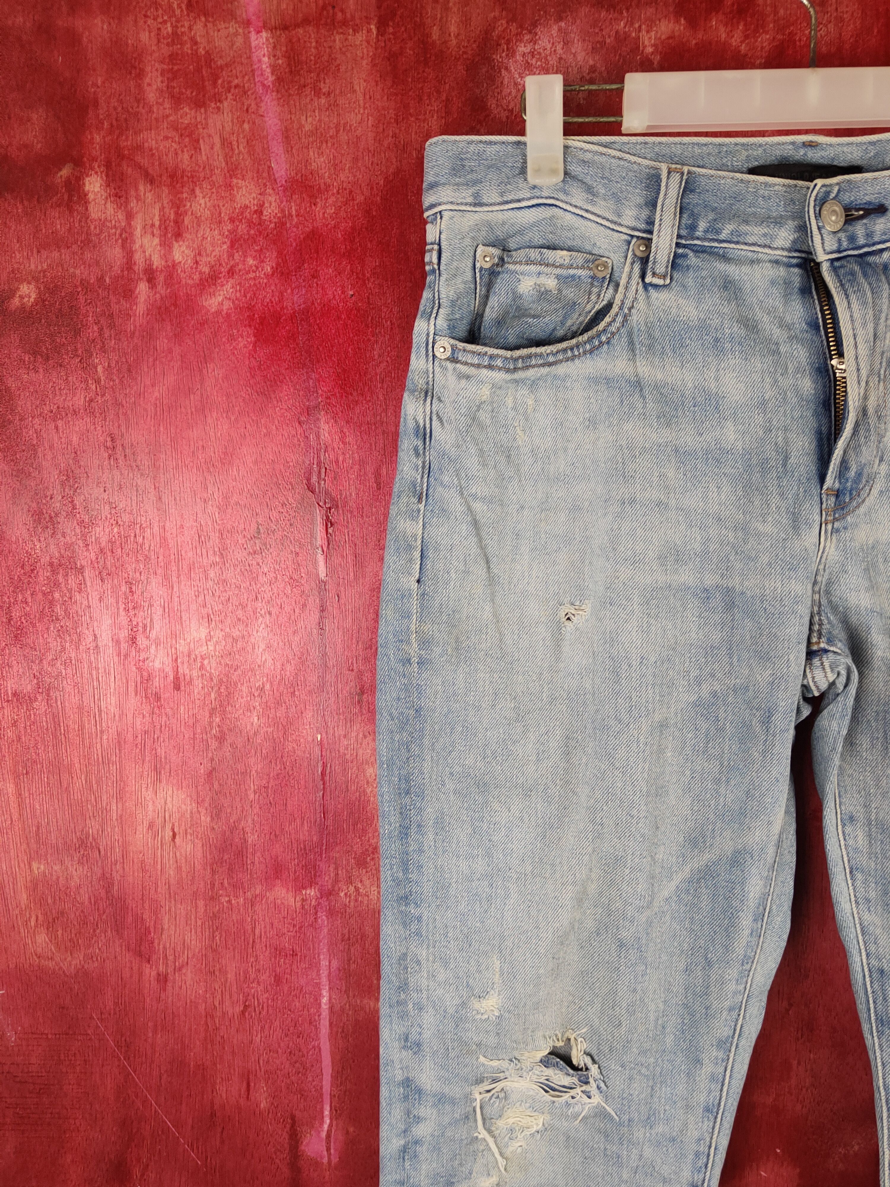 Japanese Brand Uniqlo Blue Faded Distressed Ripped Jeans #S1658 Size US 32 / EU 48 - 3 Thumbnail