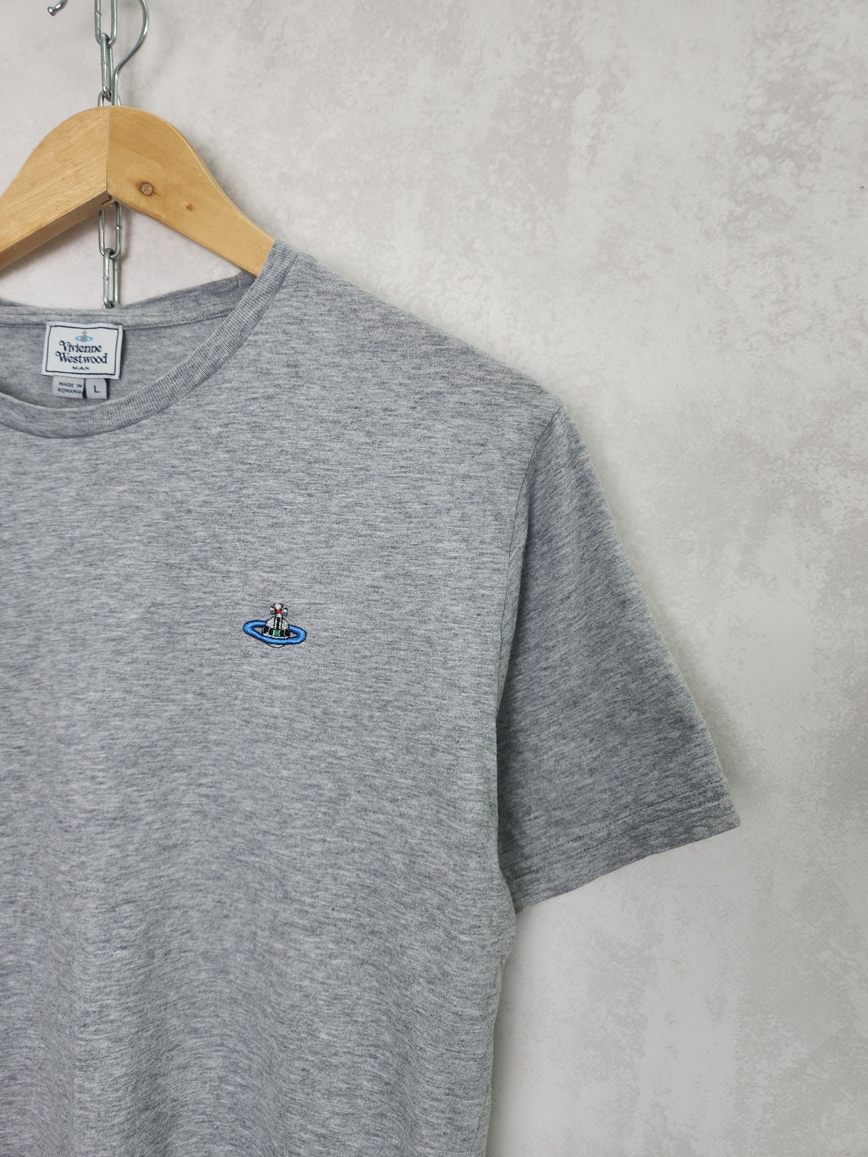 Vivienne Westwood Vivienne Westwood Man basic gray t shirt logo size L Size US L / EU 52-54 / 3 - 4 Thumbnail