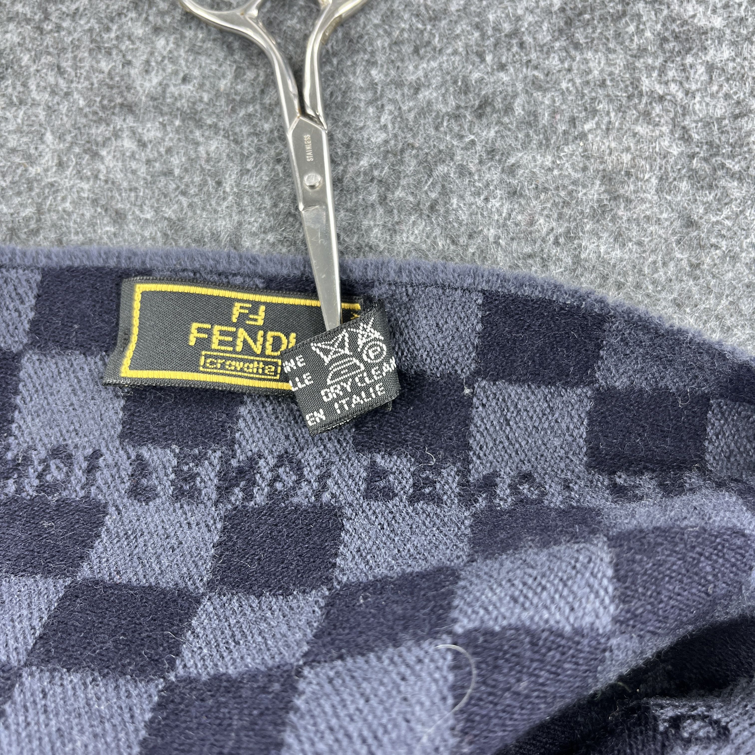Fendi Fendi Scarf / Muffler / Neckwear T1293 Size ONE SIZE - 6 Thumbnail