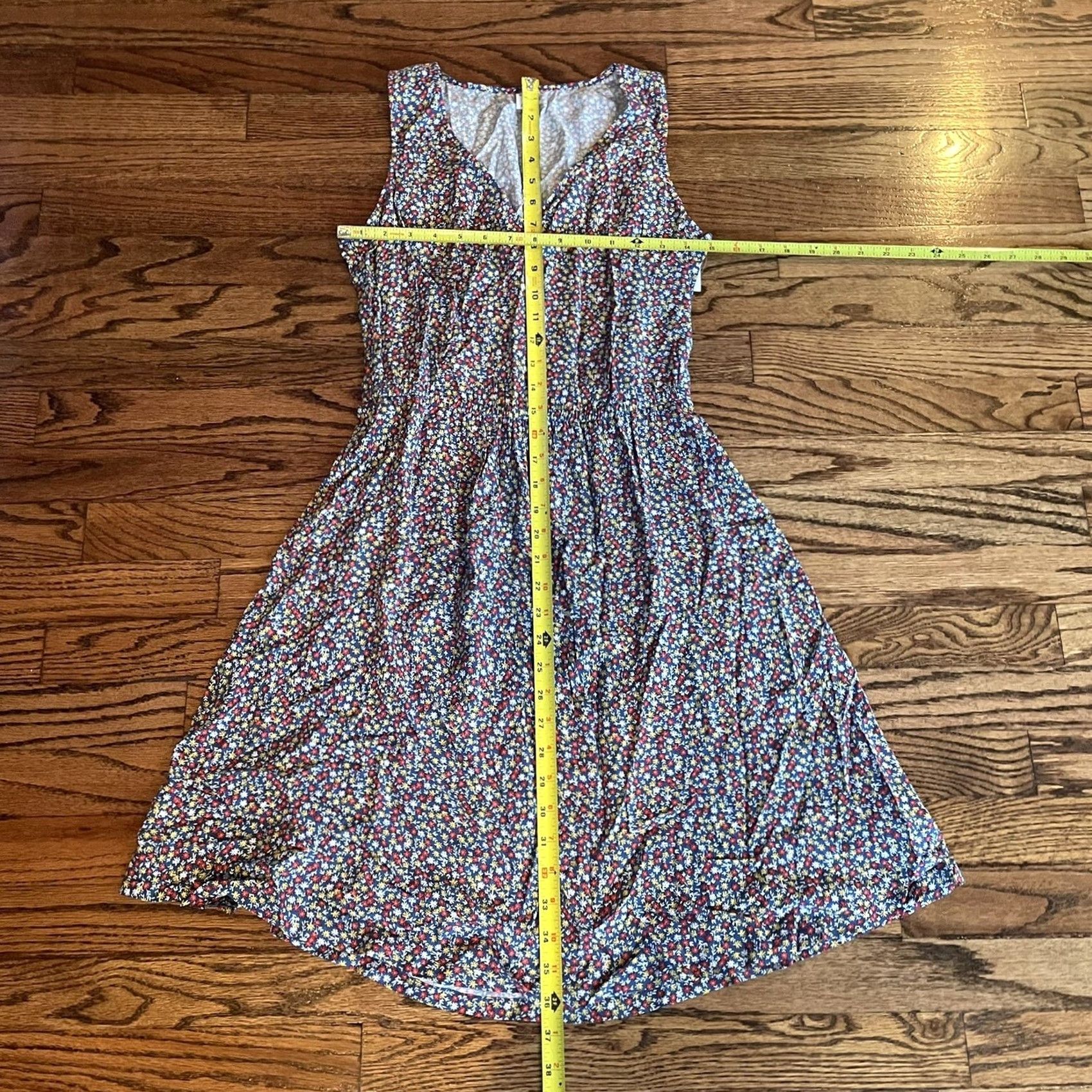 Old Navy VINTAGE Old Navy Women’s Dress Sleeveless Floral Pattern NWT Blue Wide Neck Knee Length Yarn Rayon Size S Summer Casual Mens? Size S / US 4 / IT 40 - 4 Thumbnail