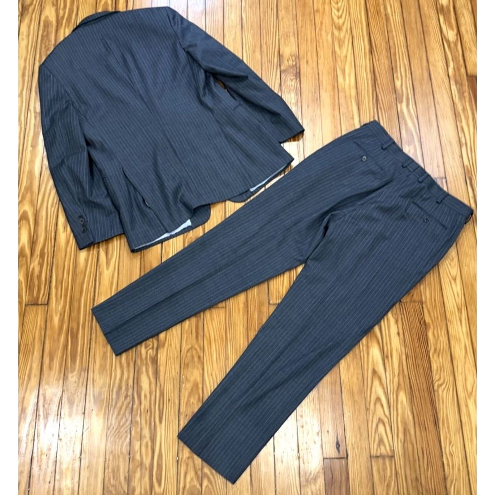 Brooks Brothers Brooks Brothers Explorer Regent Fit Suit Mens 44L Gray Striped Wool 38 X 32 Size 44R - 2 Thumbnail
