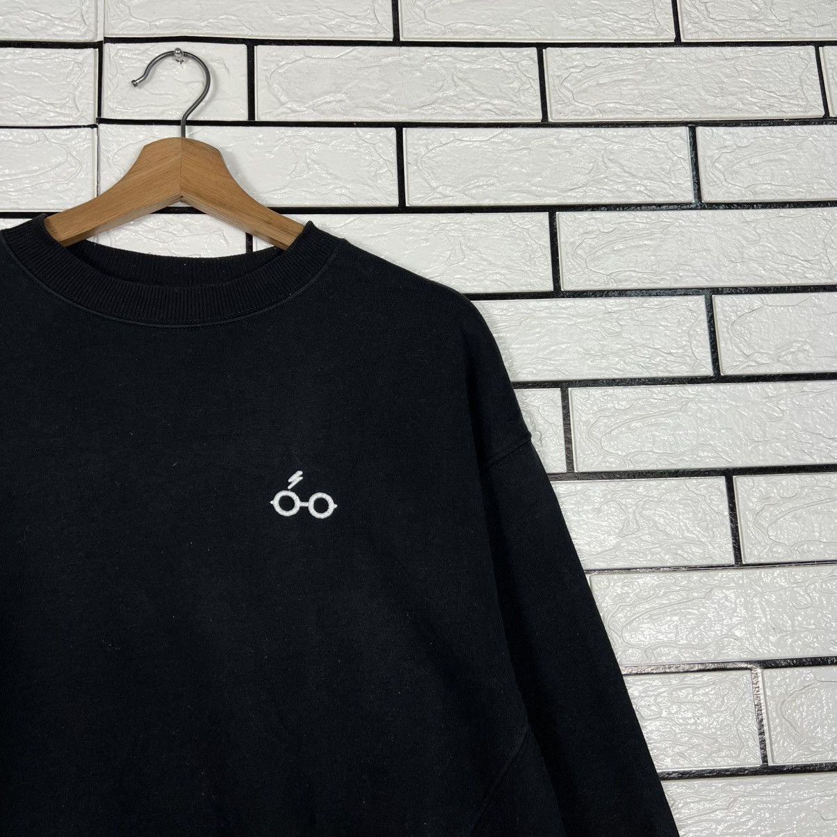 Other HARRY POTTER OCULUS REPARO SWEATSHIRT #4298-C195 Size US S / EU 44-46 / 1 - 7 Thumbnail