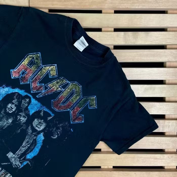 Band Tees Mens Vintage T Shirt ACDC AC/DC World Tour Size S Size US S / EU 44-46 / 1 - 2 Thumbnail