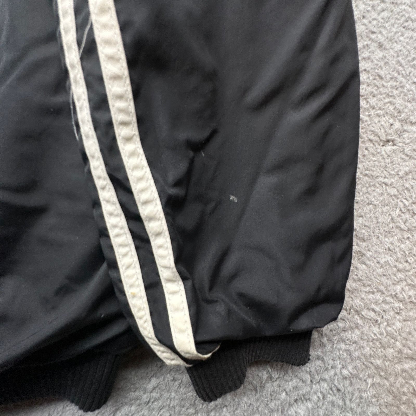 Adidas VTG 90s Adidas Reversible Nylon Jacket Hoodie Mens Medium Size US M / EU 48-50 / 2 - 11 Thumbnail
