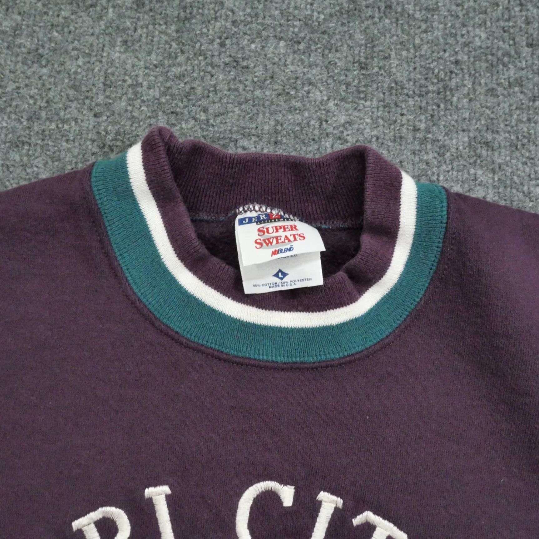 Jerzees VINTAGE Jerzees Sweatshirt Mens Large Purple Pullover 90s Crew Neck Logo Embroidery Size US L / EU 52-54 / 3 - 4 Thumbnail