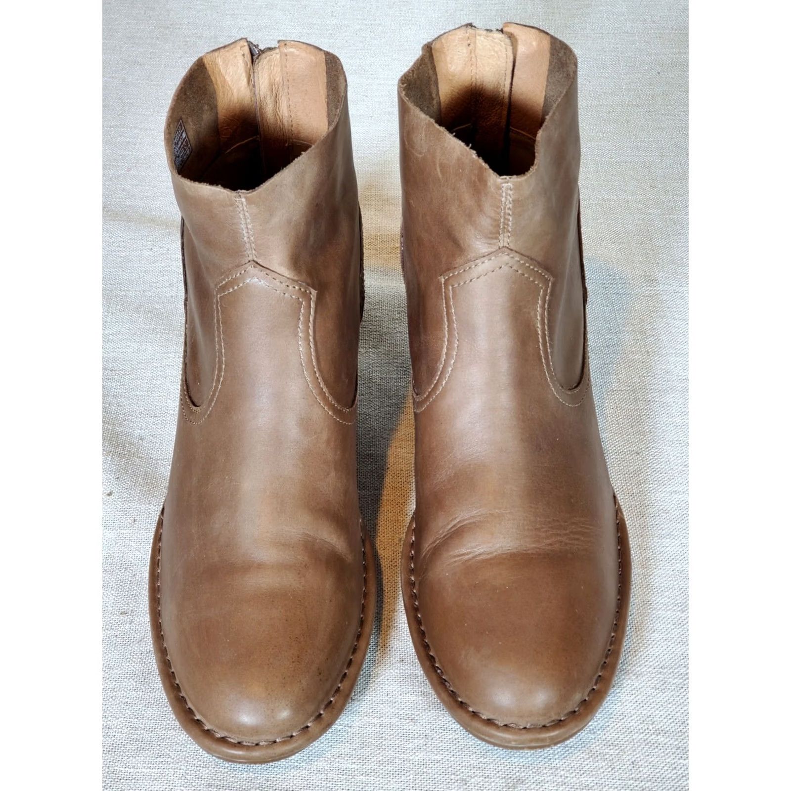 Ugg UGG Bandara Brown Leather Back Zip Ankle Boots Womens Size 9 EU Size US 9 / IT 39 - 3 Thumbnail