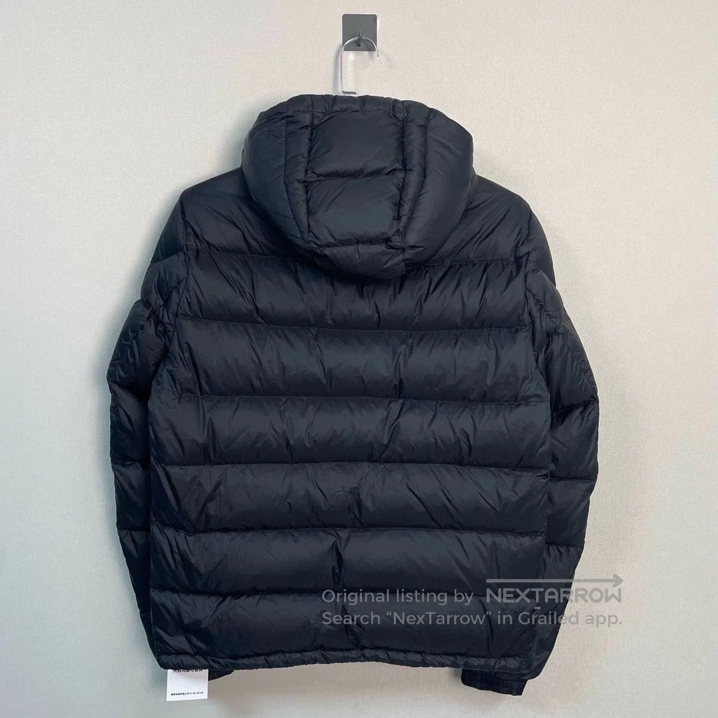 Moncler black striped front pocket down jacket. Size US M / EU 48-50 / 2 - 2 Thumbnail