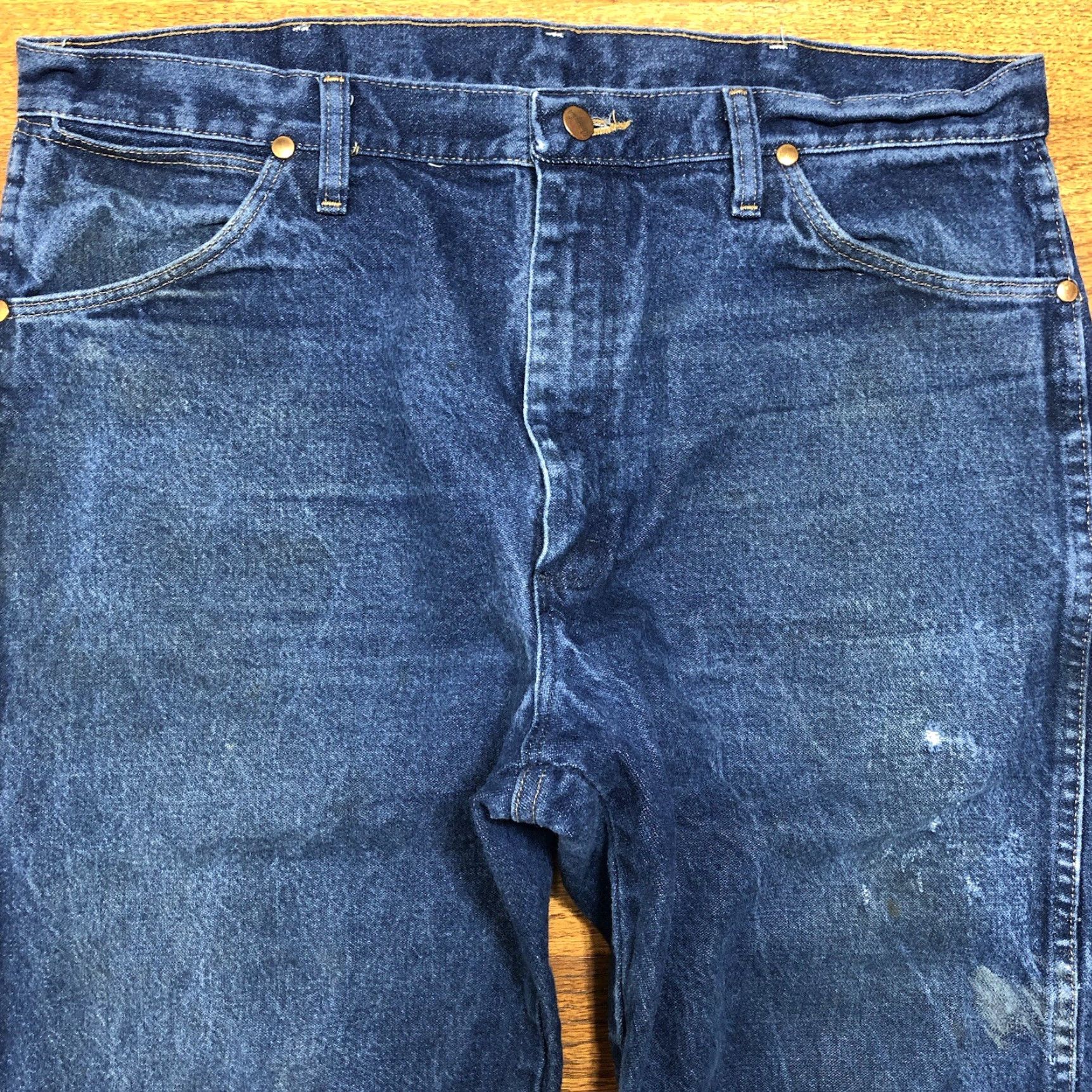Wrangler VINTAGE Wrangler 13MWZ Jeans Mens Tag 36x32 Cowboy Cut Western Distressed Chore Blue Size US 36 / EU 52 - 6 Thumbnail
