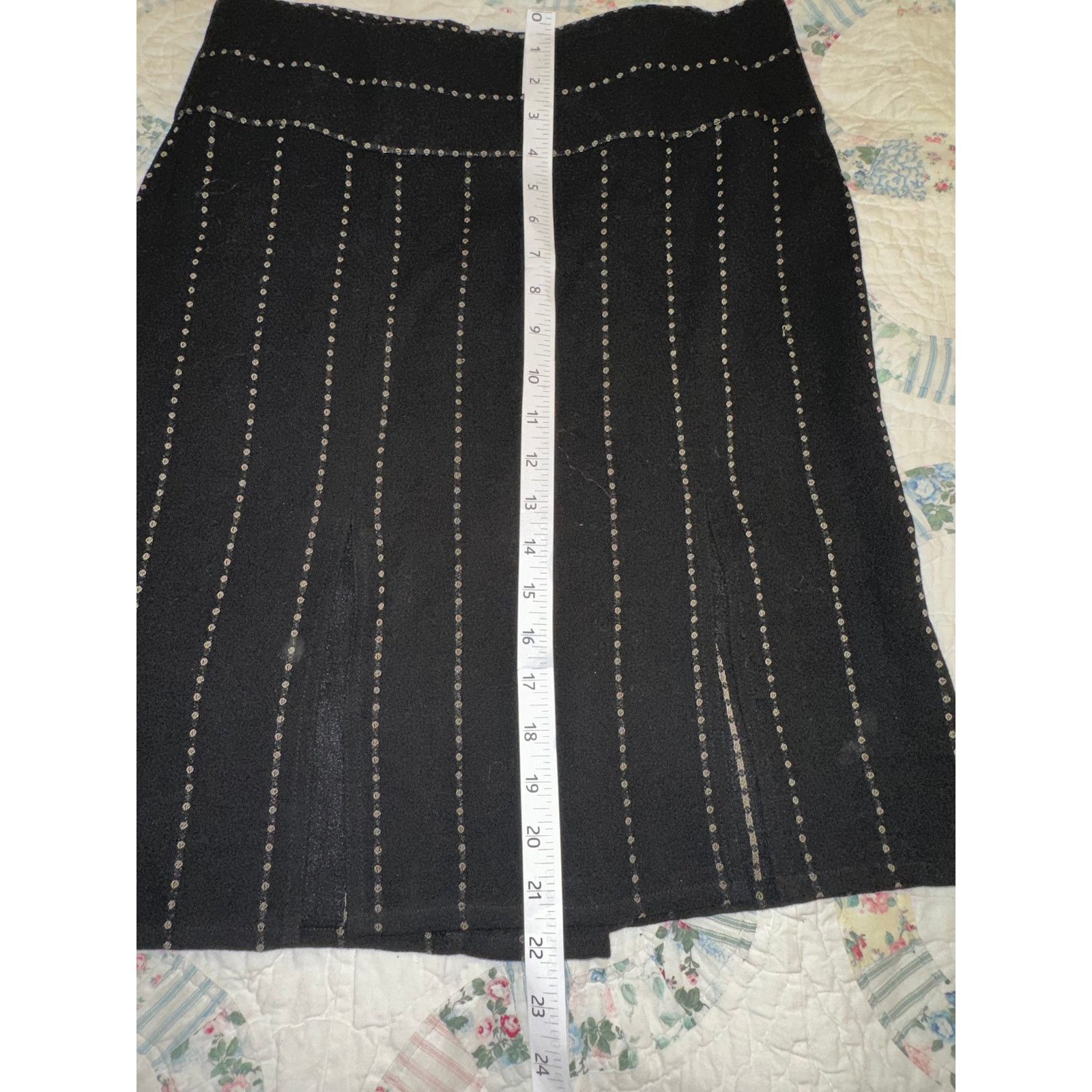 Gianfranco Ferre 80s GIANFRANCO FERRE BLACK WOOL PANEL SKIRT ITALY 42 Size 28" / US 6 / IT 42 - 6 Thumbnail