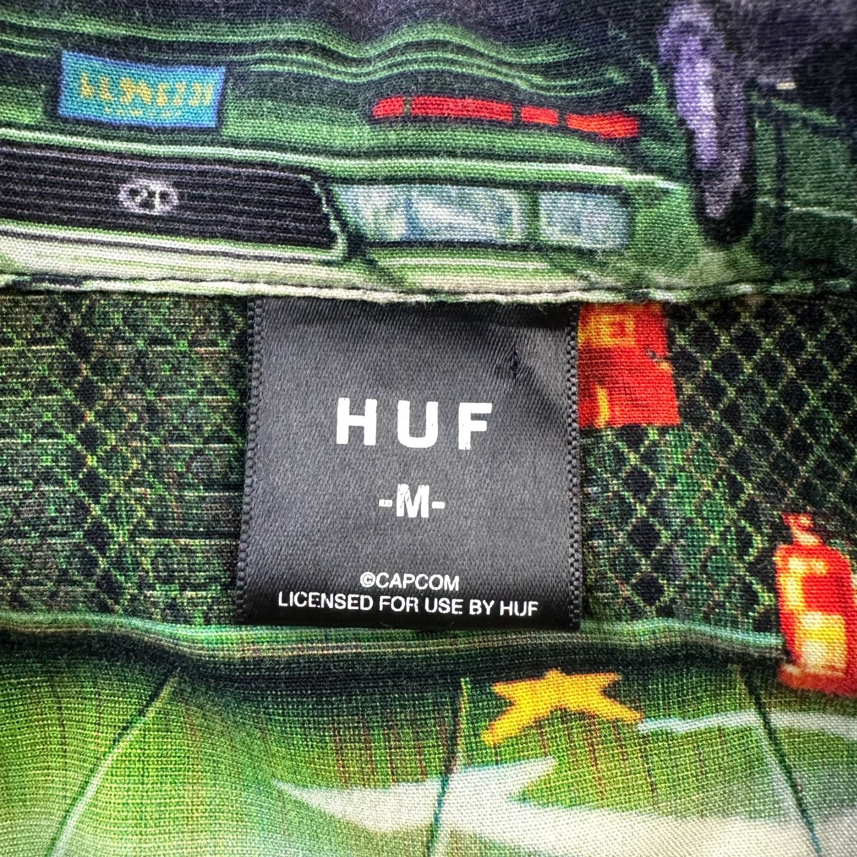 Huf Street Fighter Huf Shirt Mens Medium All Over Print Stage Resort All Over Print Size US M / EU 48-50 / 2 - 6 Thumbnail