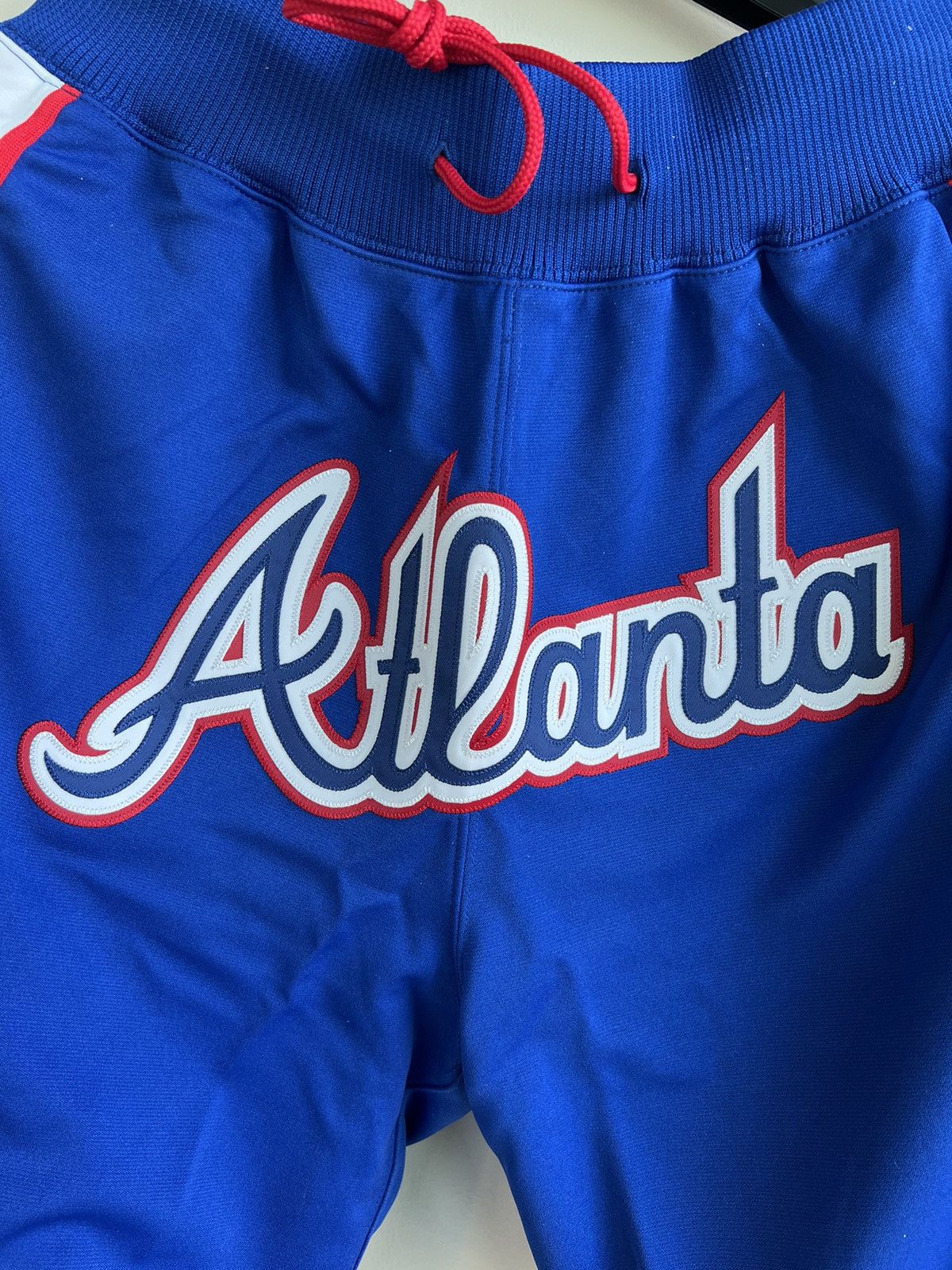 Just Don × Mitchell & Ness Just Don x Mitchell & Ness Atlanta Braves Size US 32 / EU 48 - 2 Thumbnail