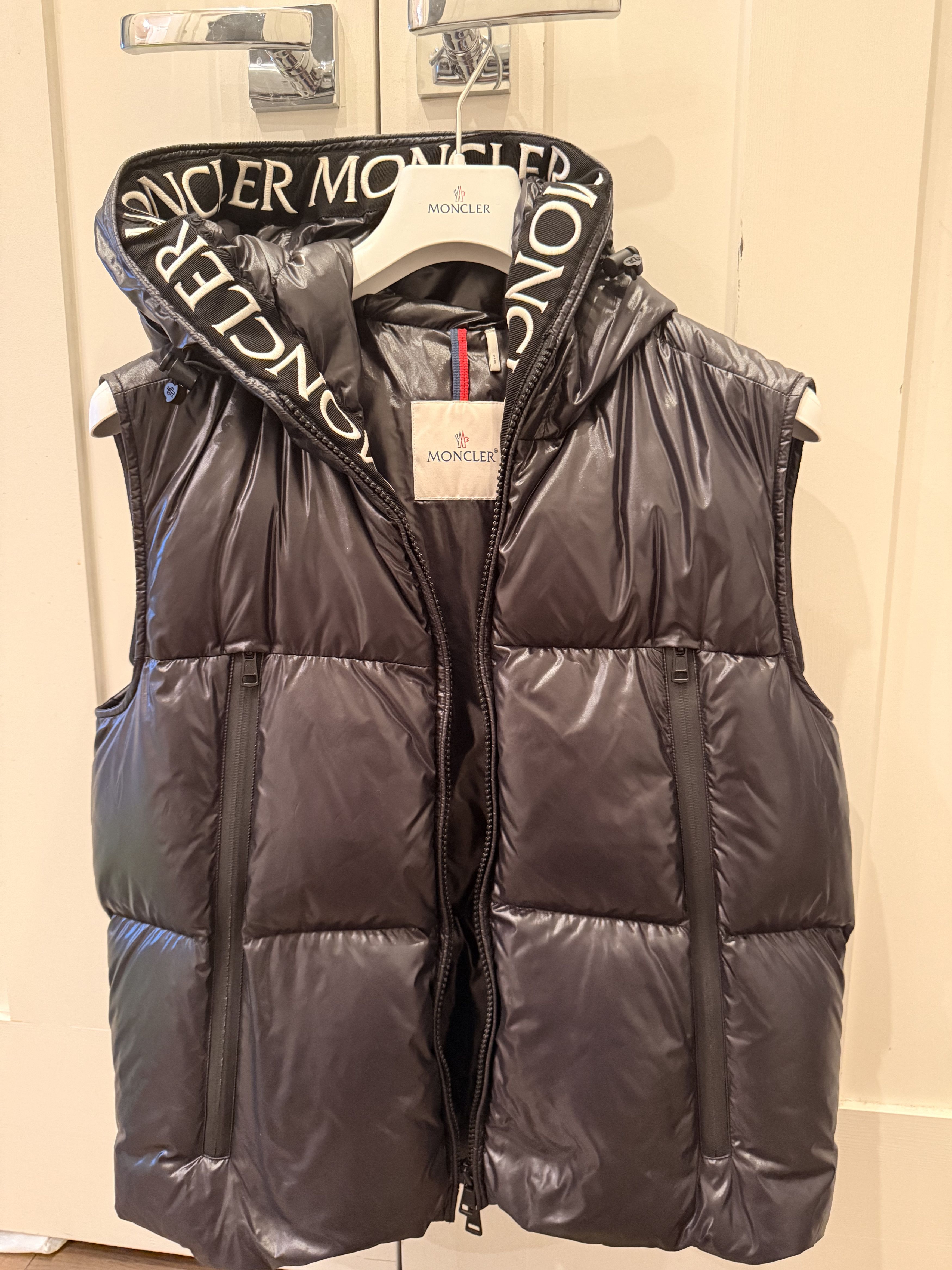 モンクレール GERS GILET Moncler Gers Down Vest – Haiendo Shop