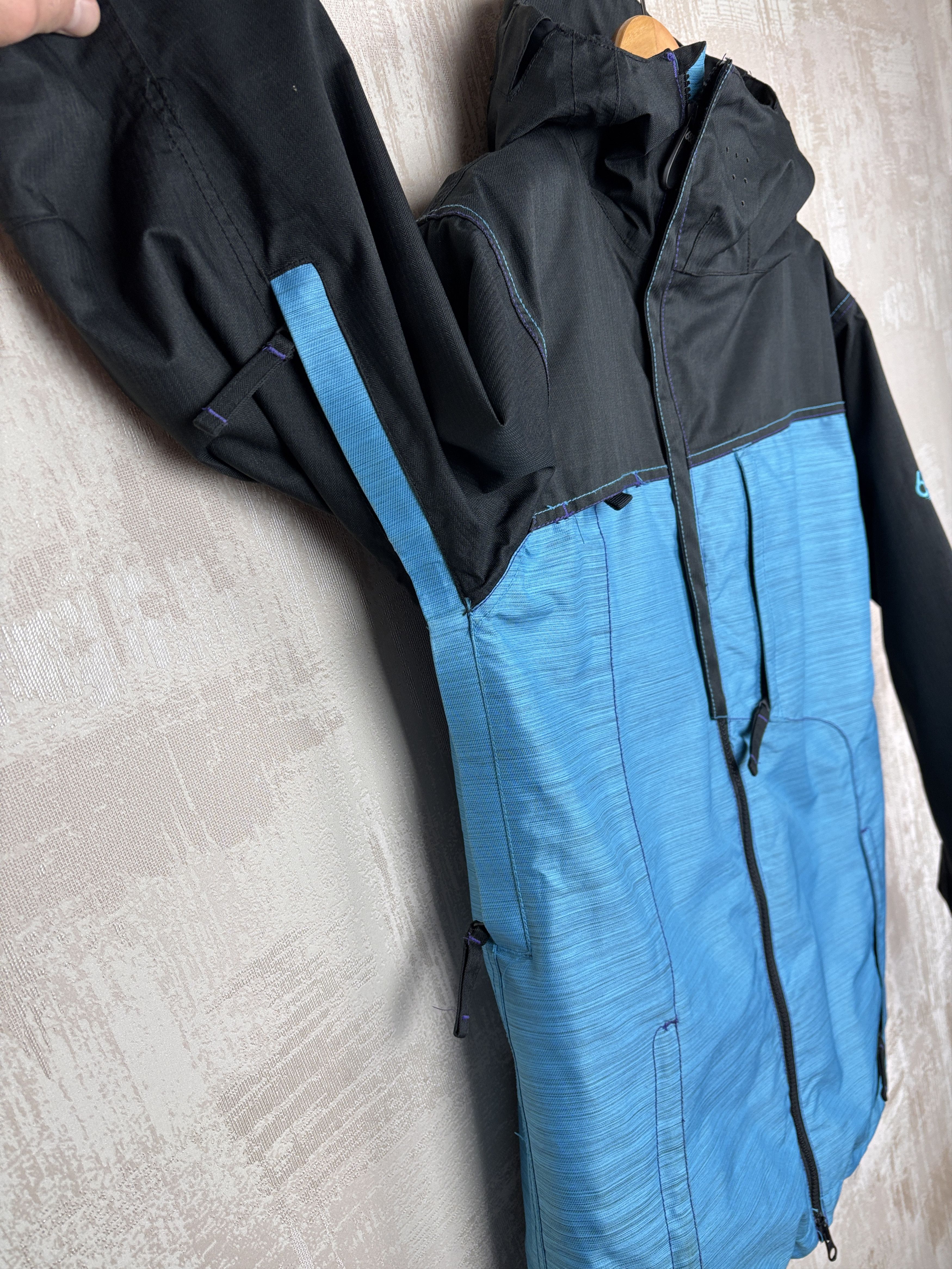 686 686 infidry Jacket Limited Edition Ski Snowboard Size US S / EU 44-46 / 1 - 13 Thumbnail