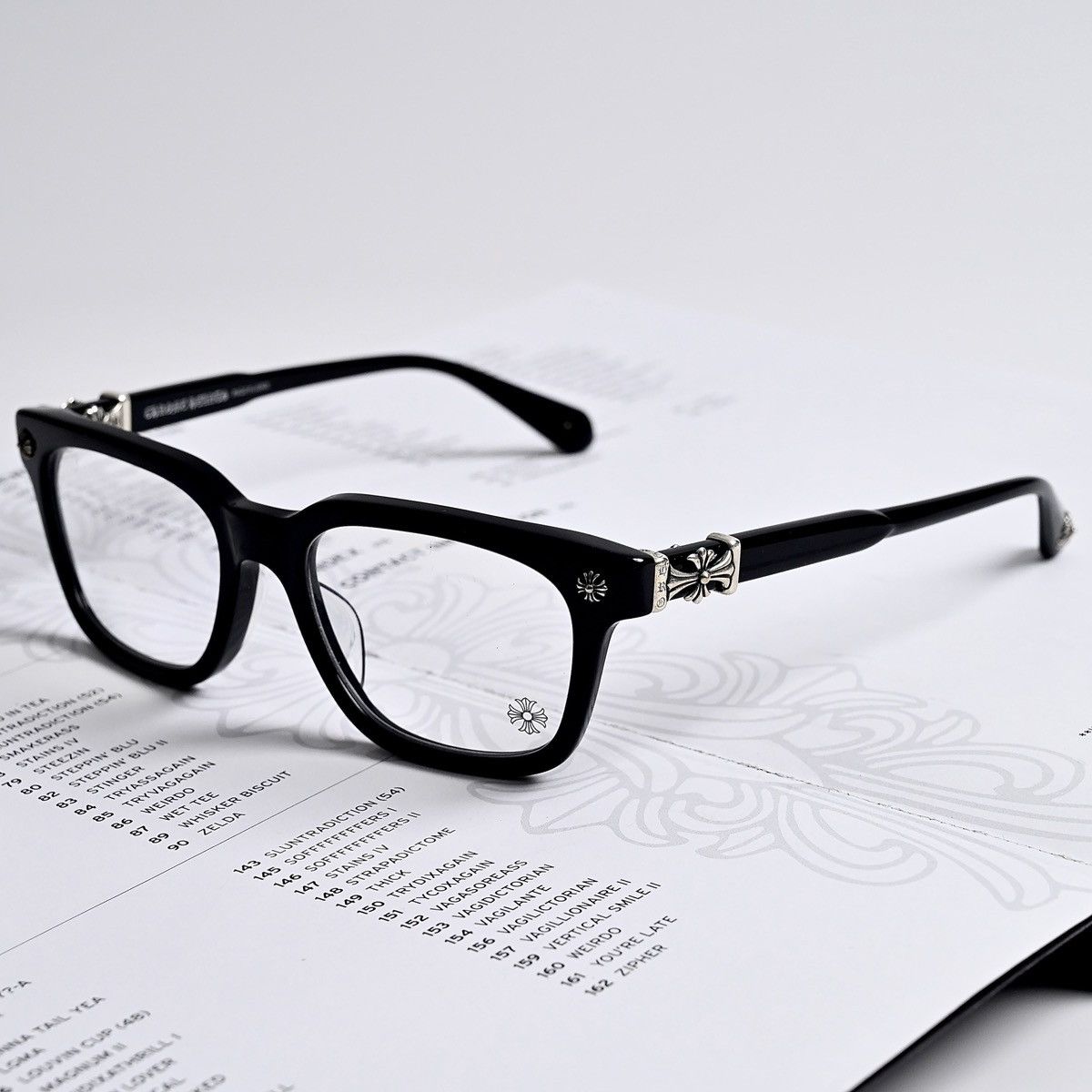 CHROME HEARTS COX UCKER GLASSES