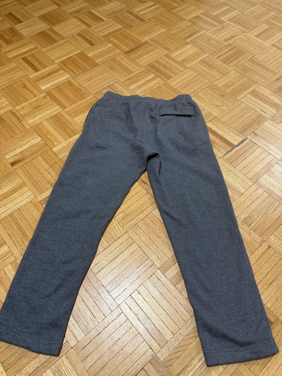 Nike Nike Gray Sweatpant Size US 30 / EU 46 - 2 Thumbnail