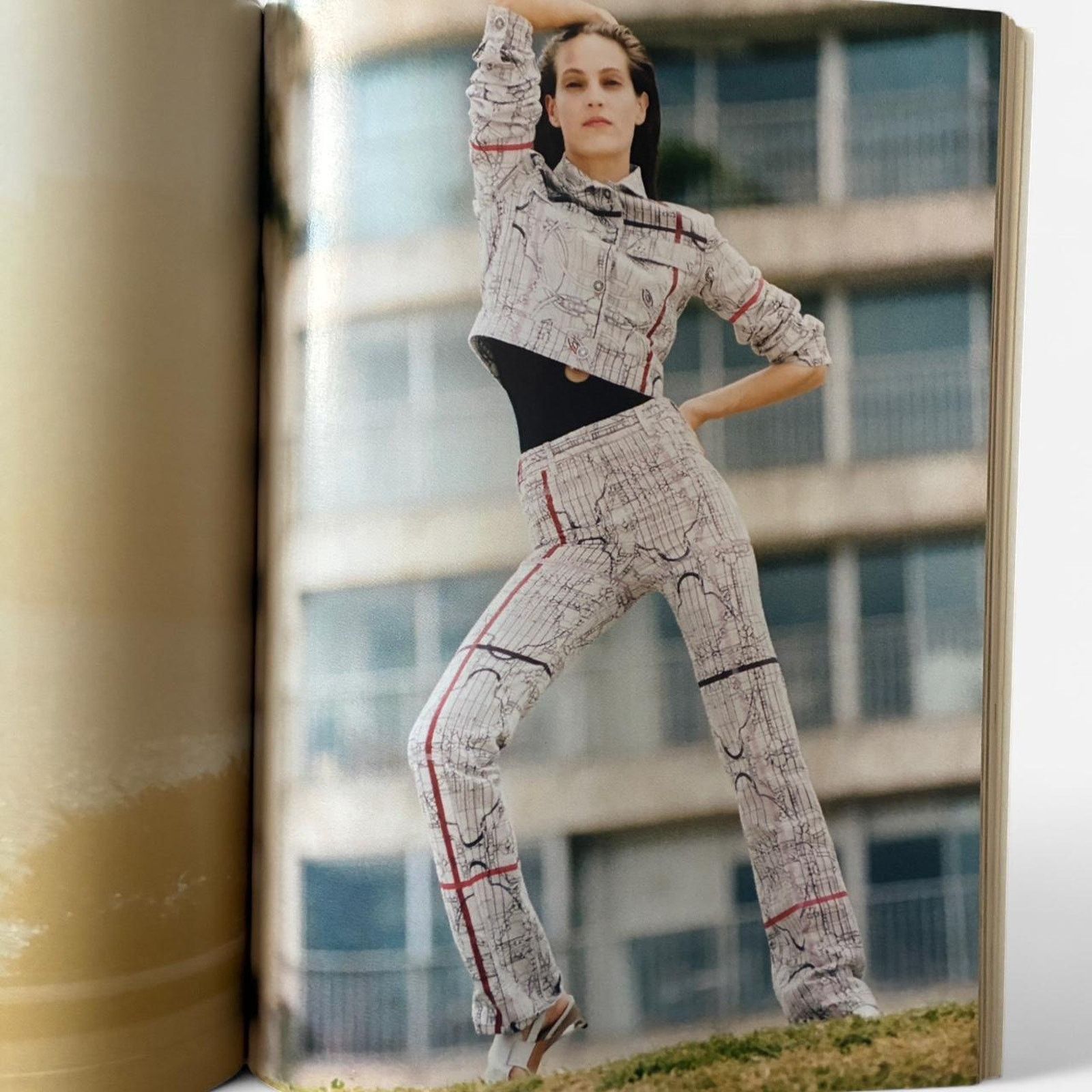 Hermes Hermès LE MONDE Hermes biannual collection book Size ONE SIZE - 3 Thumbnail