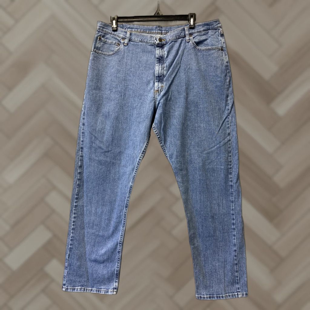 Wrangler Wrangler Jeans Relaxed Bootcut Men 42x32 Blue Medium Wash Cotton Denim Regular Inseam 32 Size US 42 / EU 58 - 1 Thumbnail