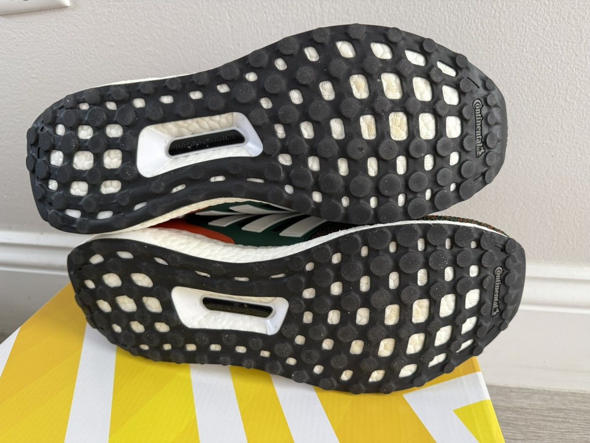 Adidas ADIDAS UltraBoost 4.0 Miami Hurricanes Green White Orange 12 Size US 12 / EU 45 - 8 Thumbnail
