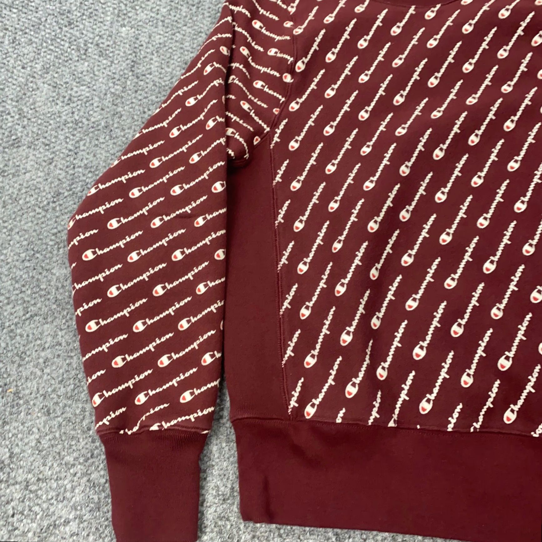 Champion Champion Sweatshirt XS Maroon Reverse Weave All Over Print Logo Crew Mens Size US XS / EU 42 / 0 - 3 Thumbnail