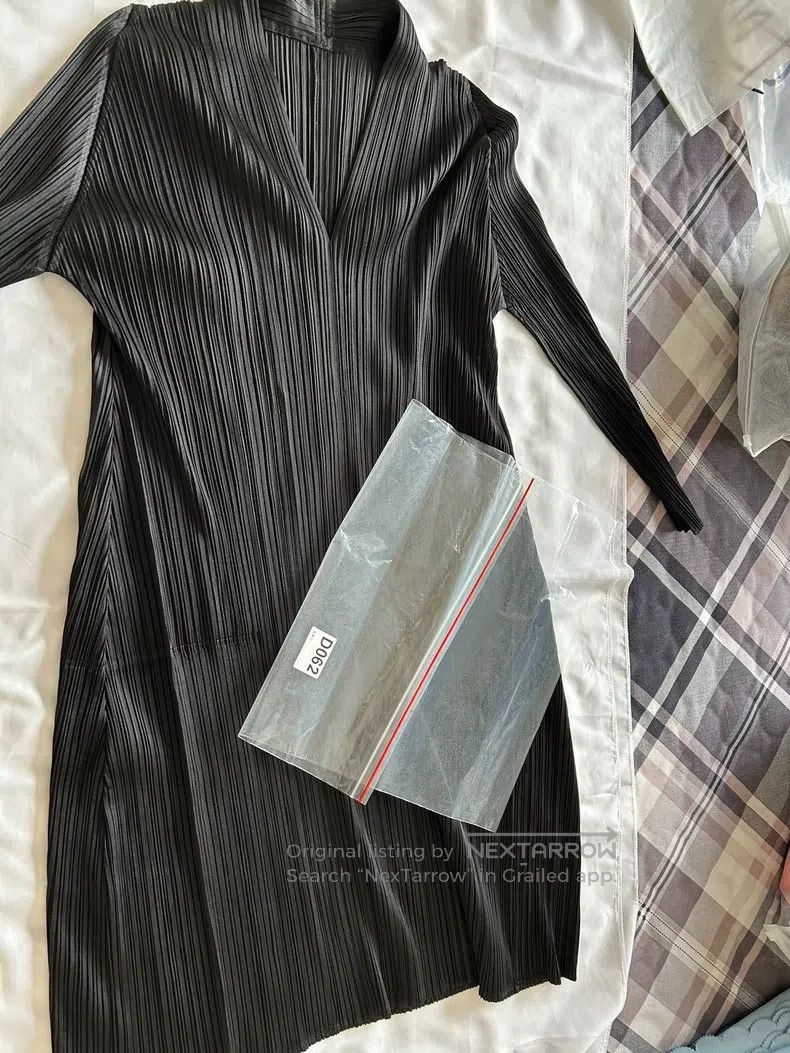 Issey Miyake Issey Miyake Black Dress Size L / US 10 / IT 46 - 5 Thumbnail
