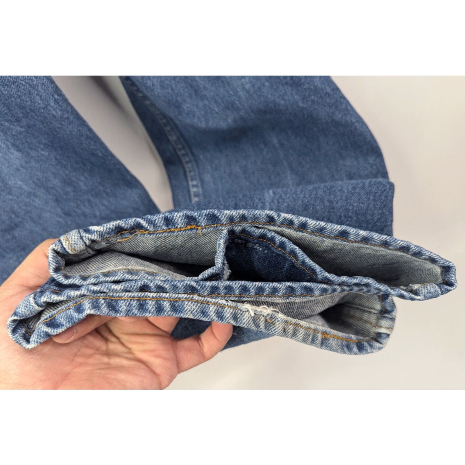 Levi's VINTAGE Levi's 517 Jeans Orange Tab Blue 38x32 Bootcut Denim 20517 0217 Distressed 80s USA Men Jeans Style: Bootcut, 5-Pocket, Classic Fit Size US 38 / EU 54 - 3 Thumbnail