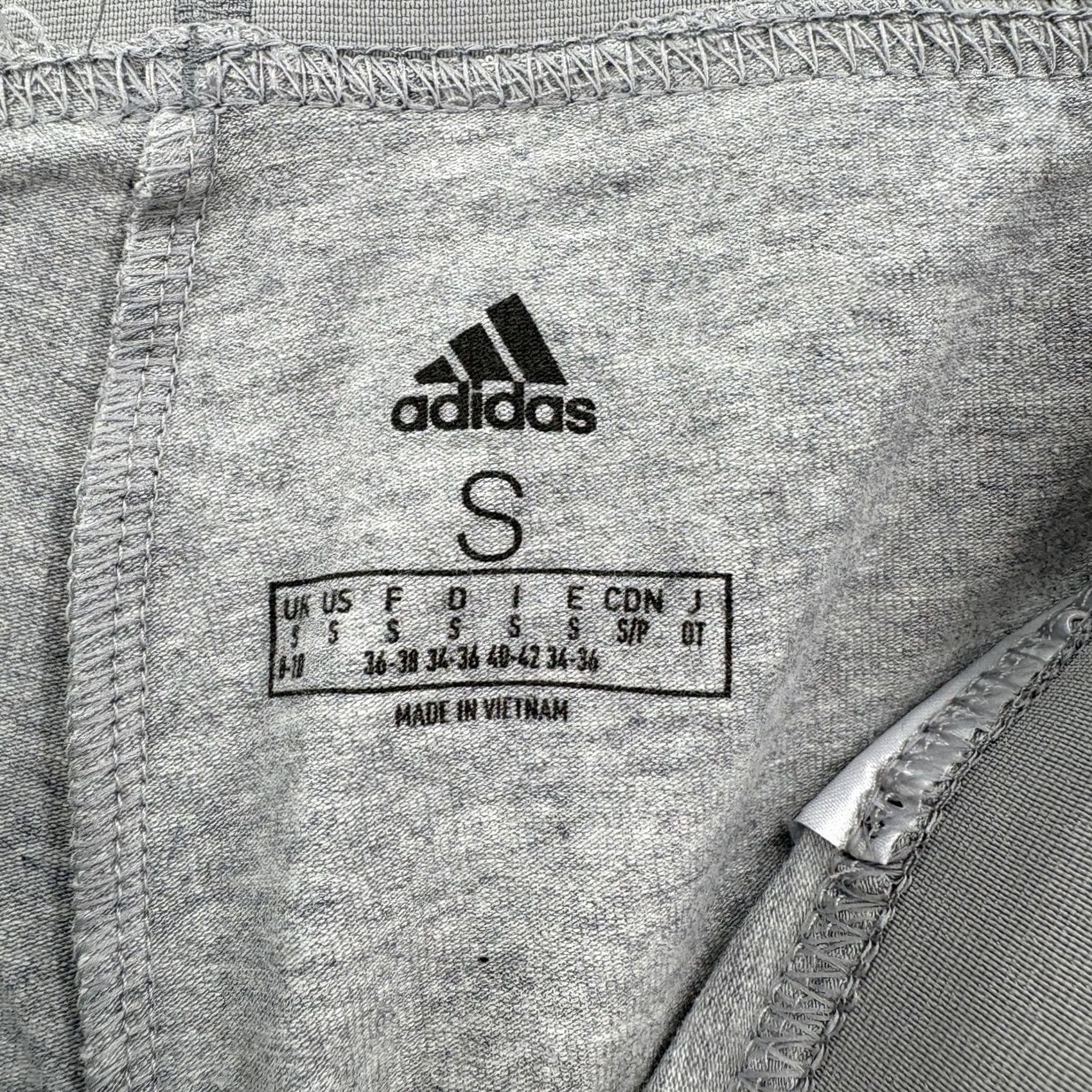 Adidas Adidas Essentials 3-Stripes Leggings Womens Small Gray Tight Fit Mid Rise Gym Size 28" / US 6 / IT 42 - 4 Thumbnail
