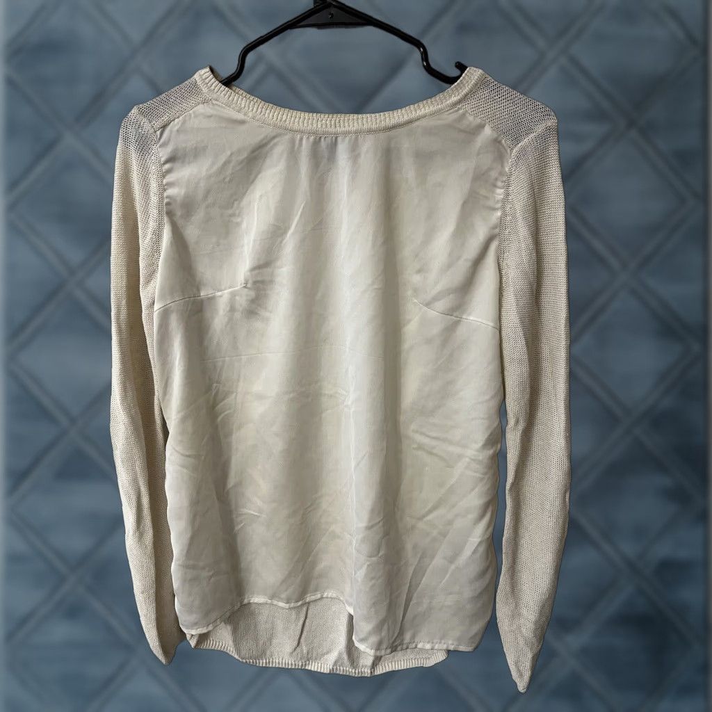 H&M H&M Linen Viscose Blend White Button Up White Long Sleeved Shirt Top Small Shirt Women Button-Up Viscose Linen White Basic All Seasons Casual Workwear Size S / US 4 / IT 40 - 1 Thumbnail