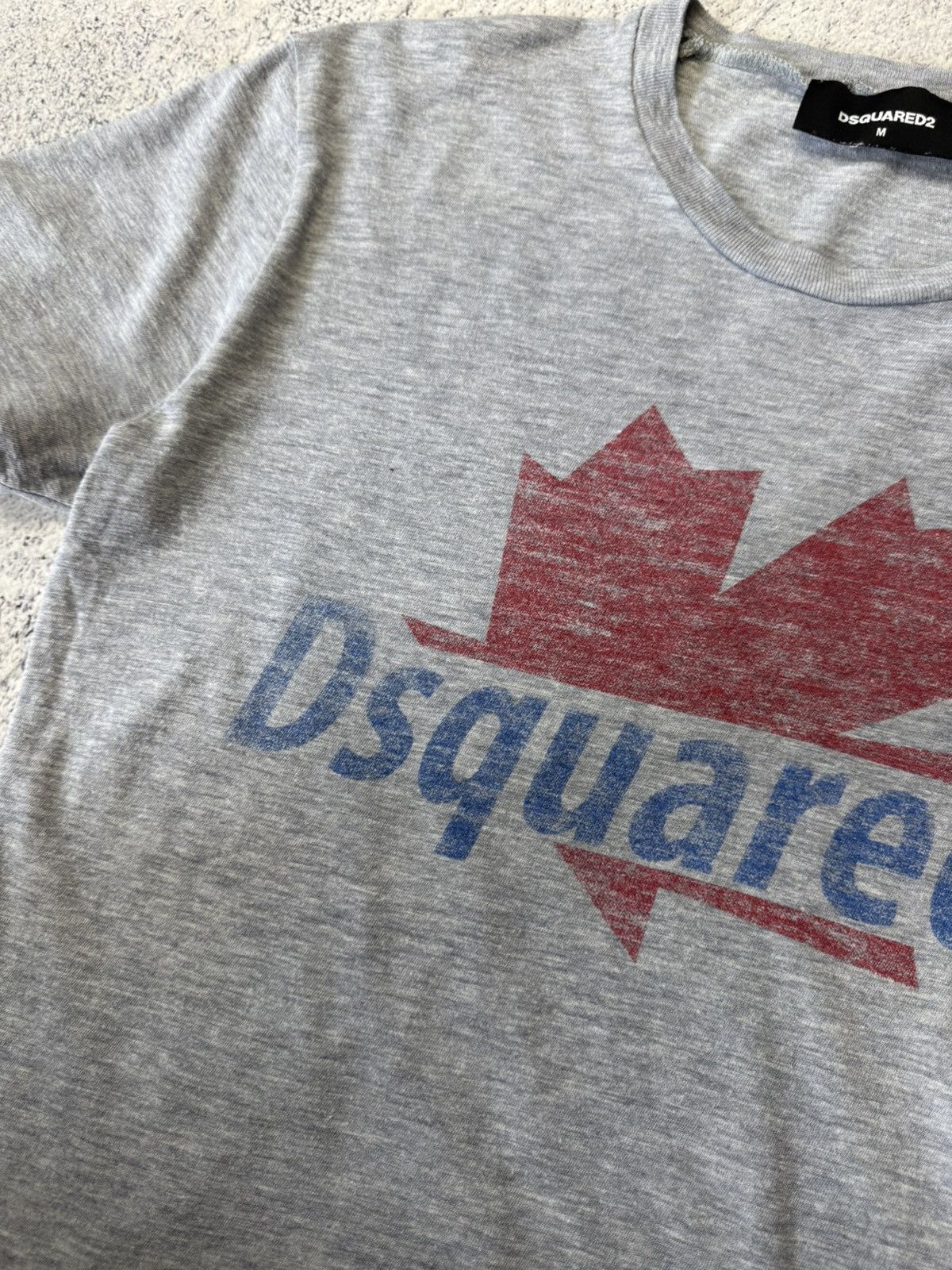 Dsquared2 Vintage Dsquared2 T Shirt Y2K Style Rare Japanese Luxury Size US M / EU 48-50 / 2 - 17 Thumbnail