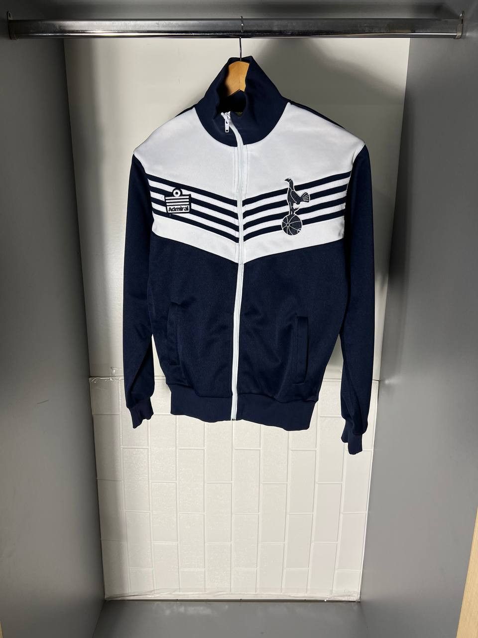 Admirable Co. VINTAGE ADMIRAL FC TOTTENHAM HOTSPUR ENGLAND SOCCER JACKET Size US S / EU 44-46 / 1 - 2 Thumbnail