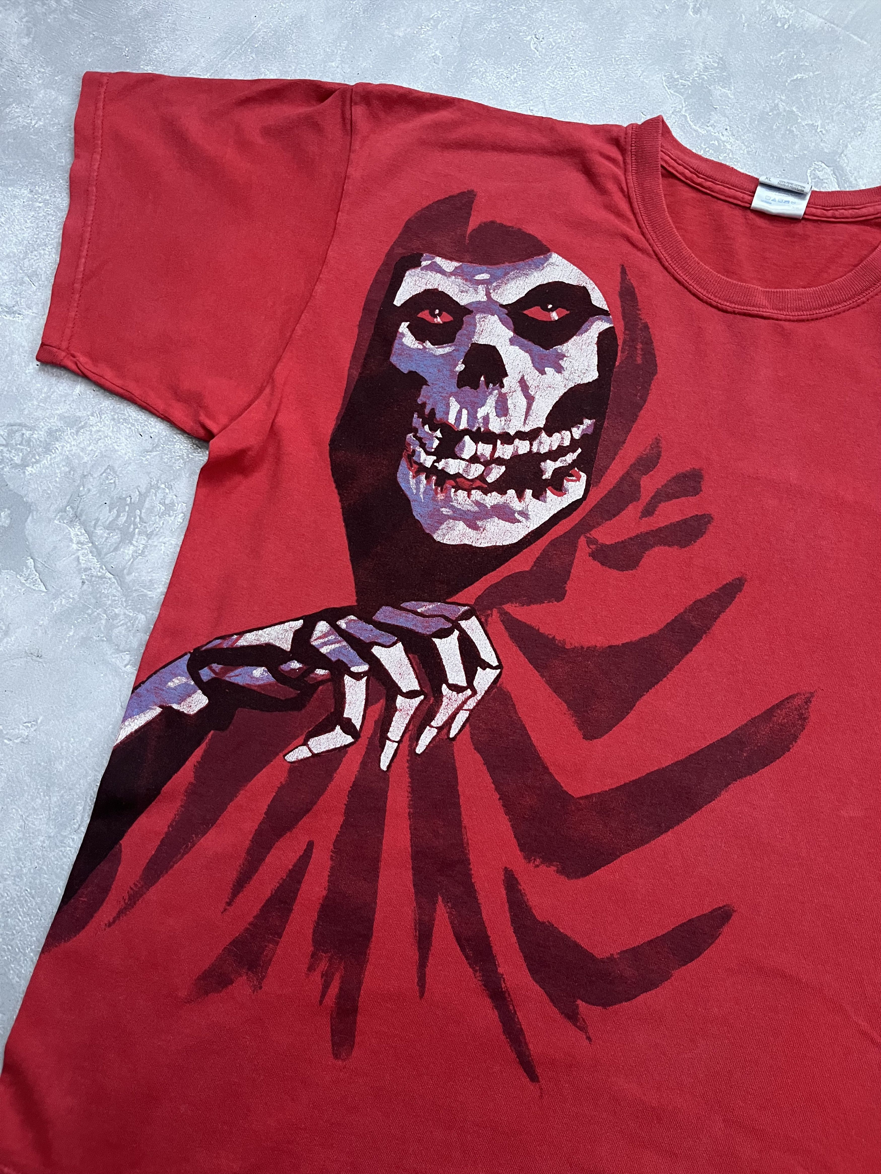 Band Tees Vintage 2008 Misfits Skull Graphic Logo T Shirt Punk Red Size US XL / EU 56 / 4 - 3 Thumbnail