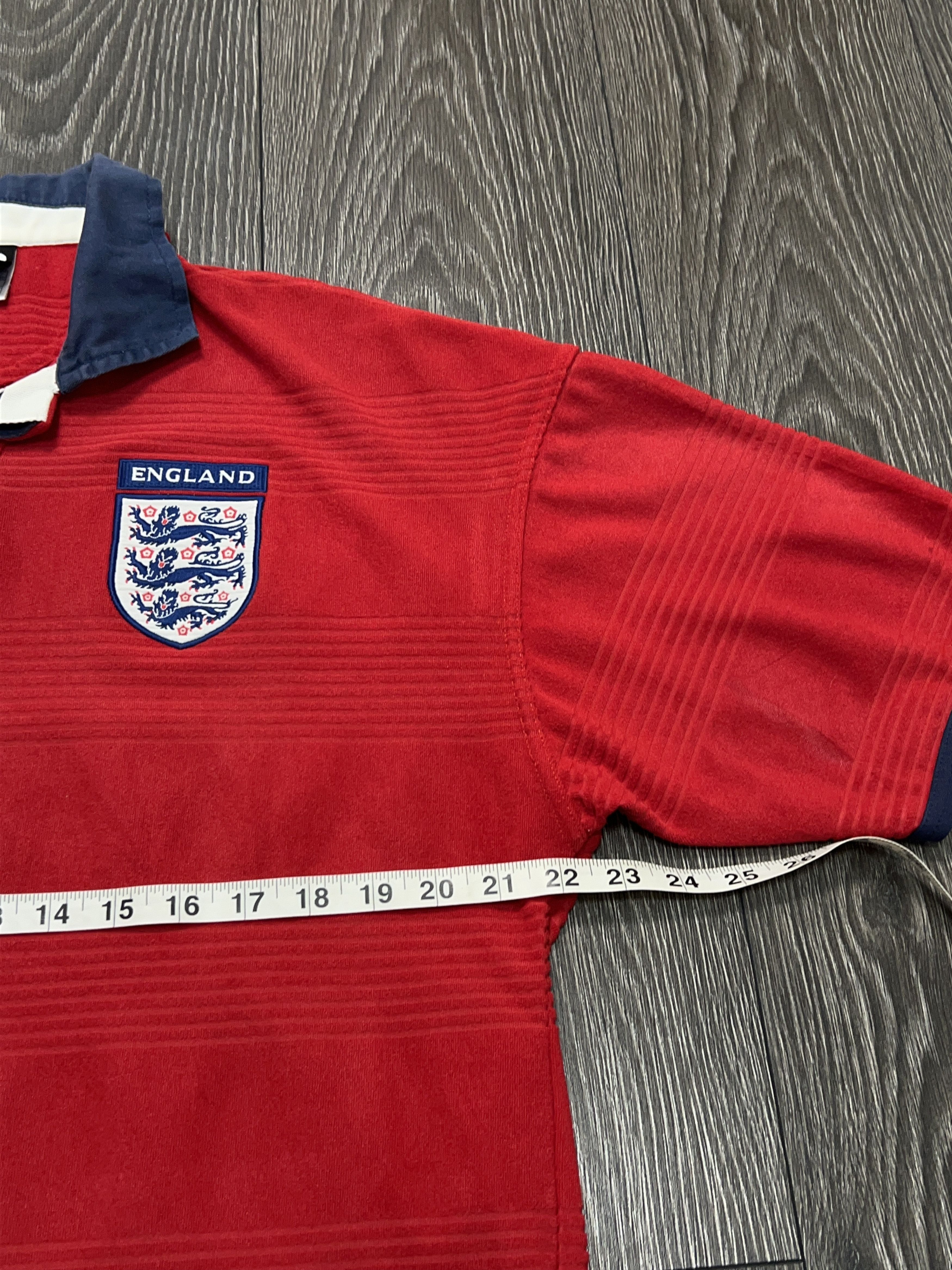 Umbro England National Team 1999 2000 2001 Football Shirt Jersey Size US L / EU 52-54 / 3 - 9 Thumbnail