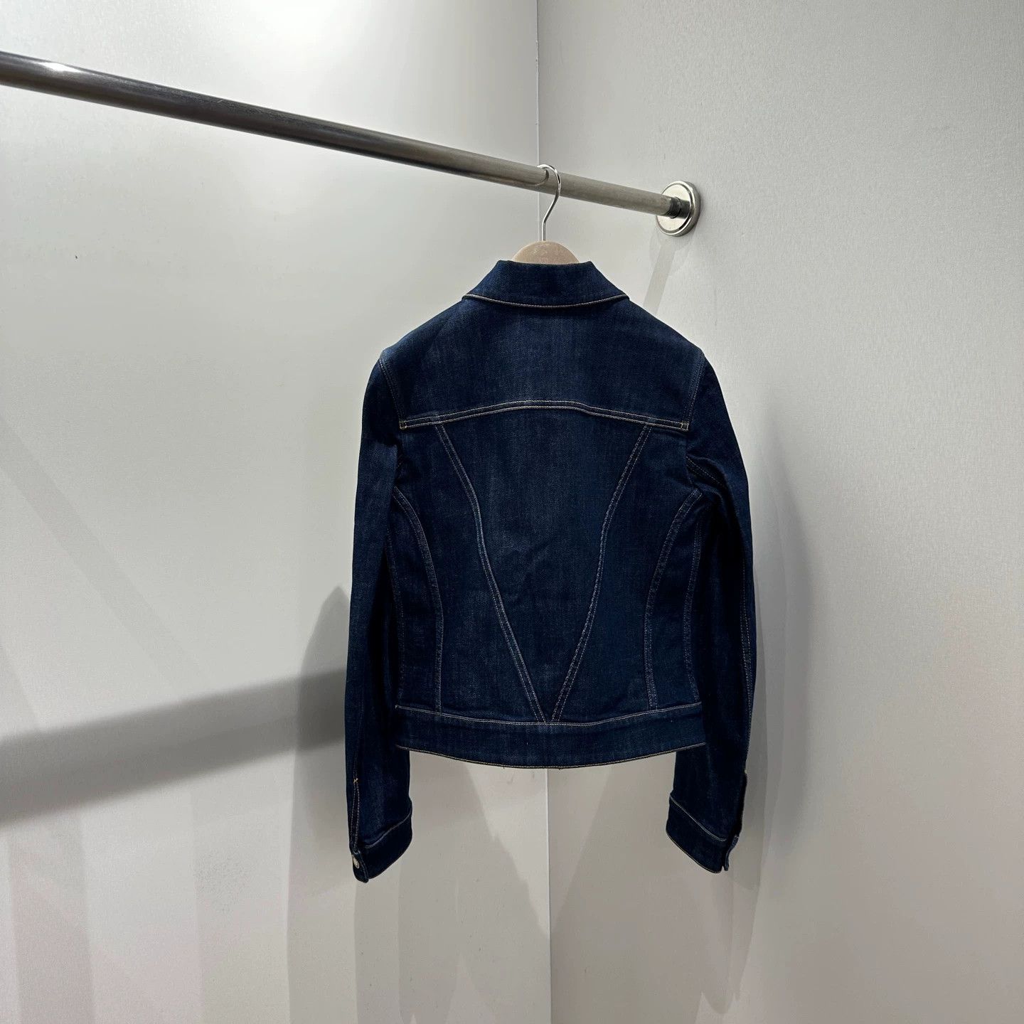 Louis Vuitton LV Monogram color block pocket denim jacket 36 Size XS / US 0-2 / IT 36-38 - 2 Thumbnail