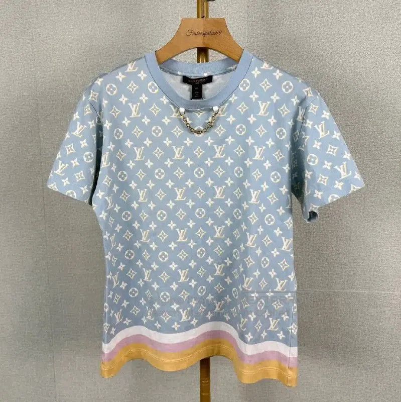 Louis Vuitton Louis Vuitton Summer Light Blue Cotton T. Size XS / US 0-2 / IT 36-38 - 1 Thumbnail