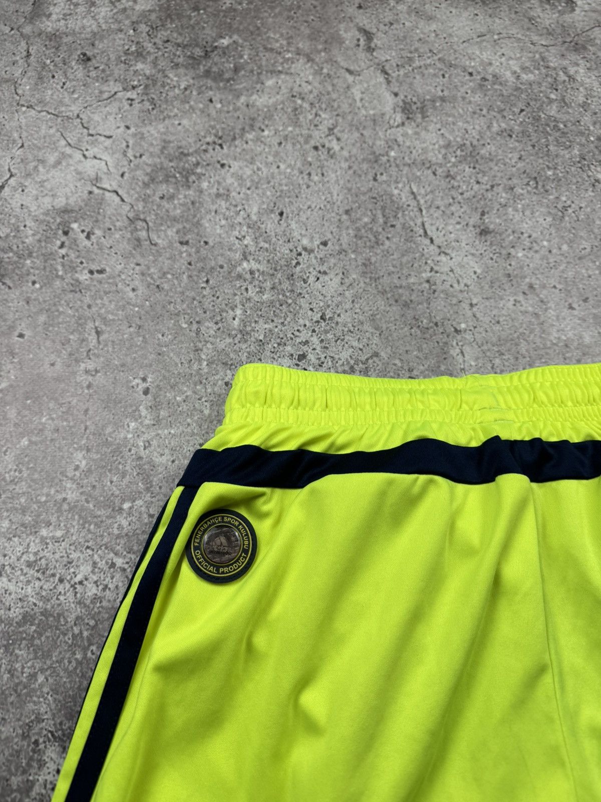 Adidas Vintage Adidas Fenerbahce Y2K Track Soccer Shorts Football Size US 30 / EU 46 - 9 Thumbnail