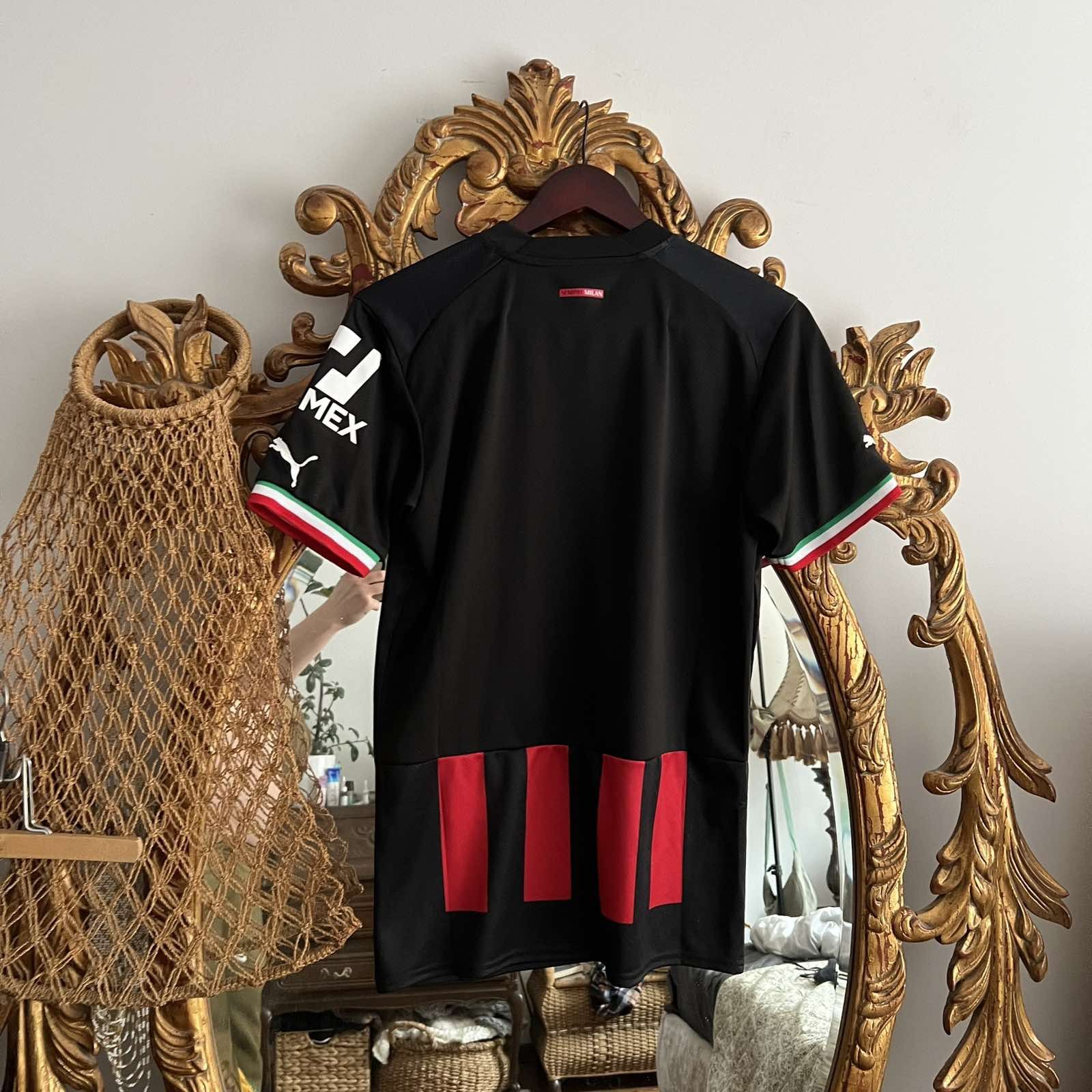 Puma Puma Milan Blockcore Soccer Jersey Sz S Size US S / EU 44-46 / 1 - 2 Thumbnail