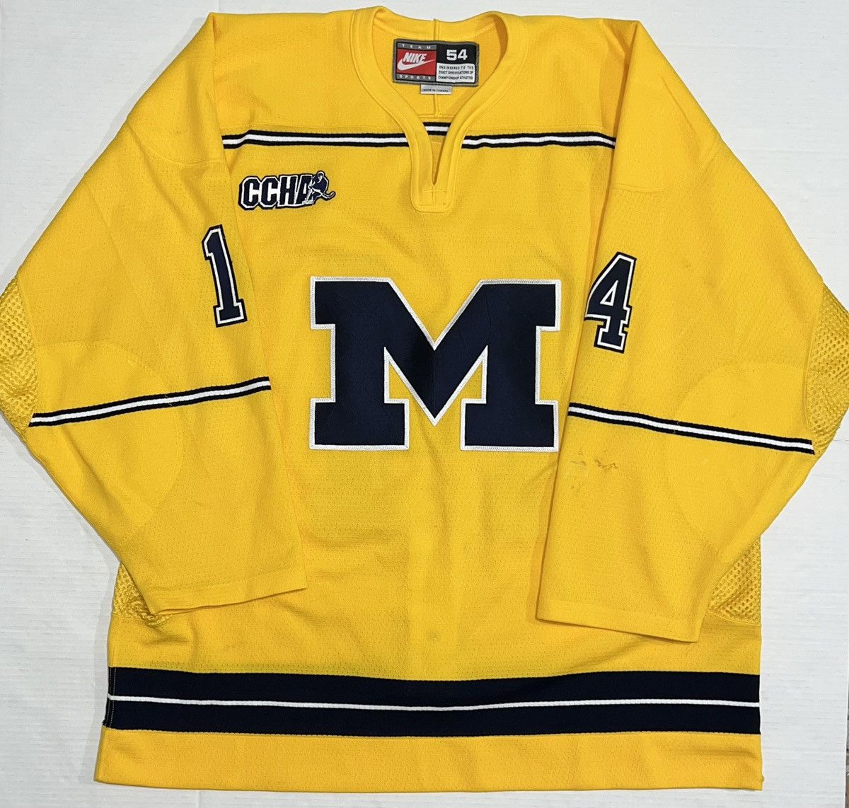 Nike Vintage Nike Michigan Wolverines Hockey Jersey Team Issued Size US XXL / EU 58 / 5 - 3 Thumbnail